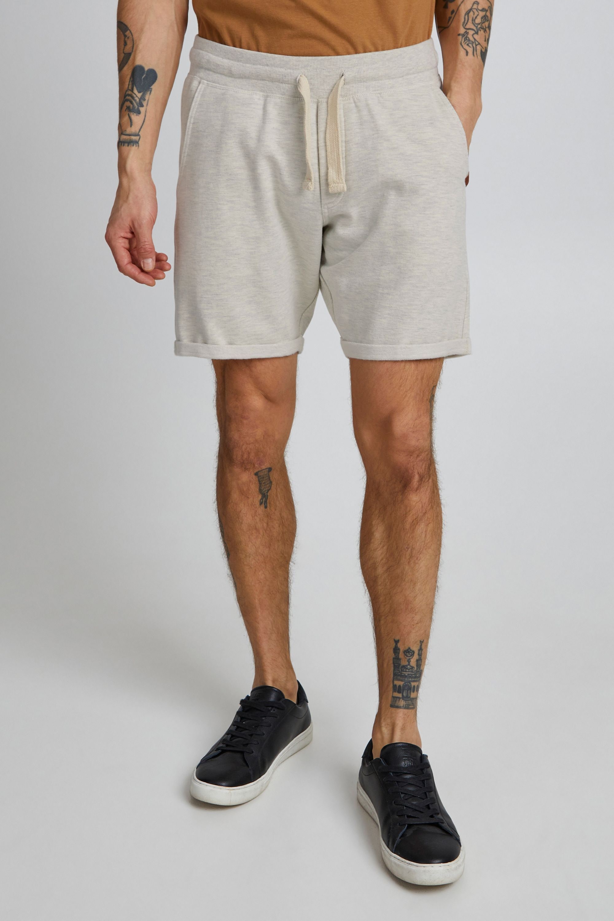 Blend Sweatshorts "BHTimo" Kurze Hose mit fixierten Saumkanten am Bein günstig online kaufen