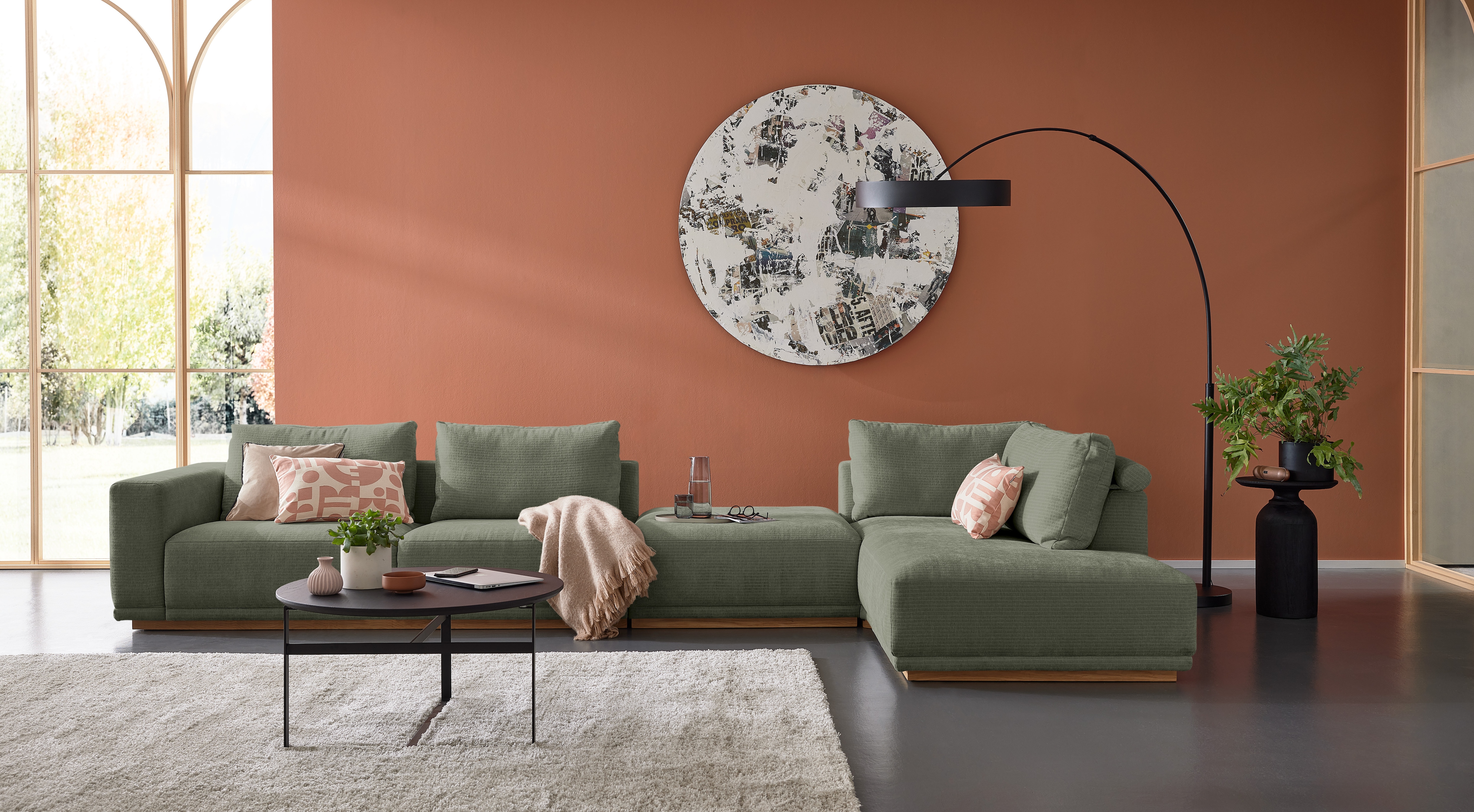 Musterring Wohnlandschaft "JustB PM200 bequem, wahlw. Sitzvorzug, Breite 395cm, Holzsockel" Anreihsofa Armlehne links, Eckteil rechts und Hocker. Ohne Sitzvorzug