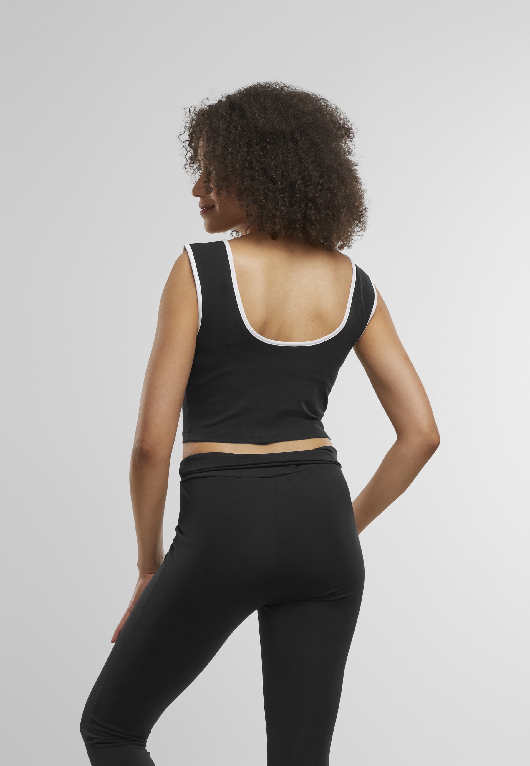 URBAN CLASSICS T-Shirt »Urban Classics Ladies Contrast Cropped Top« 1 Stk.