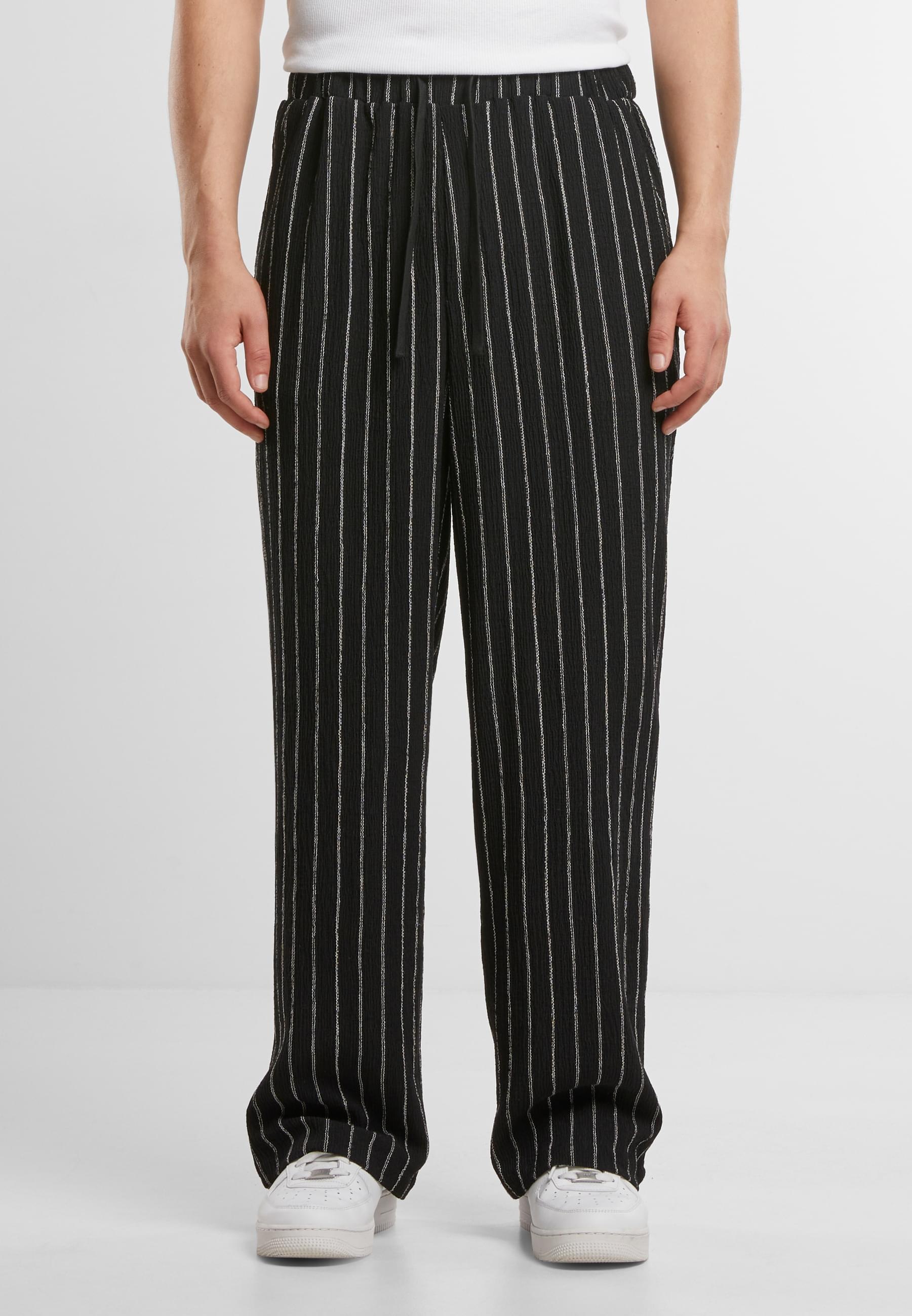 URBAN CLASSICS Stoffhose »Urban Classics Striped Crinkle Resort Pants«, (1 tlg.)