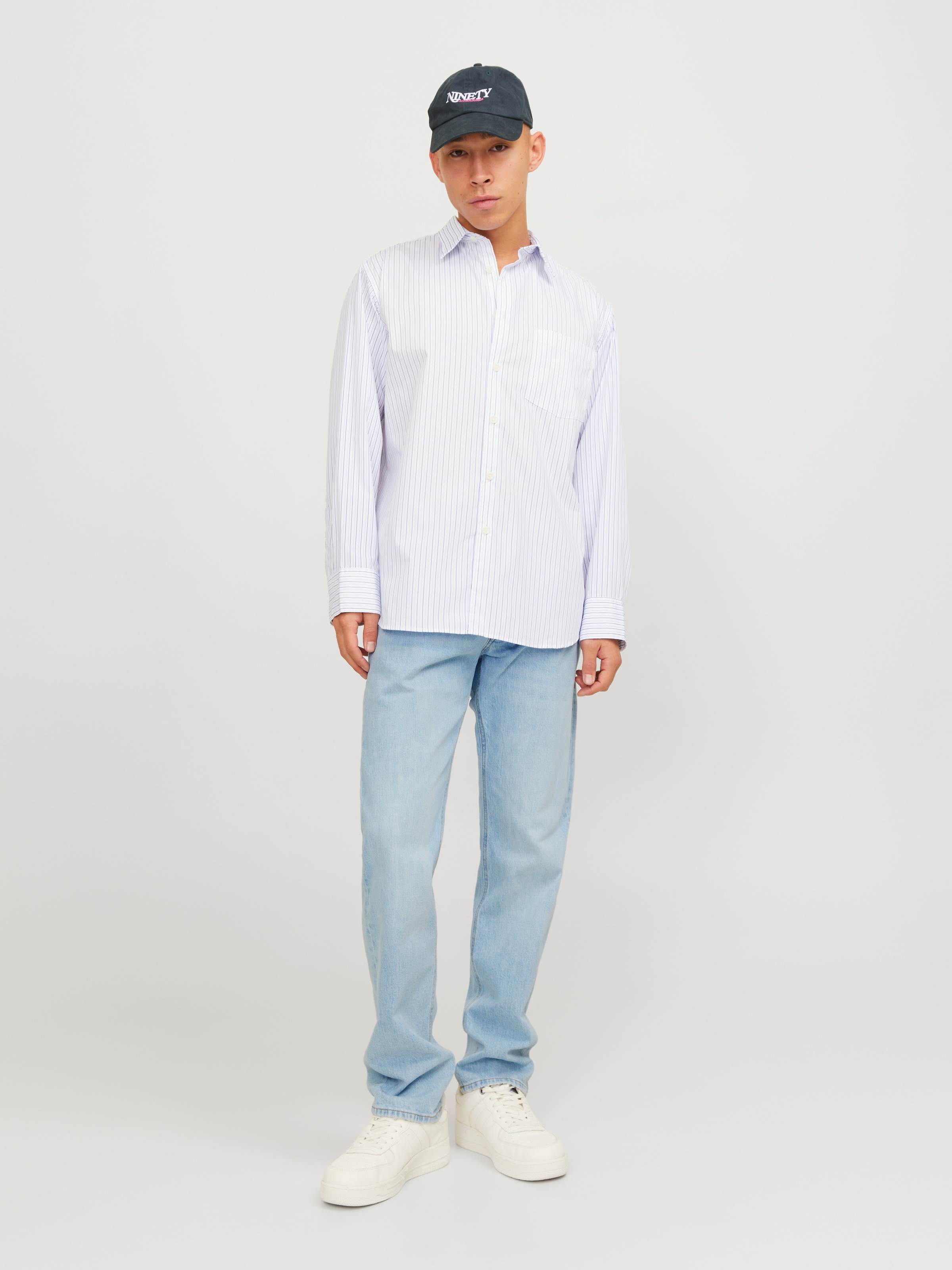 Jack & Jones Tapered-fit-Jeans »JJIMIKE aus elastischem Material und Used-Waschung«, Denim/Jeans, modisch, bequem, Baumwollmischung
