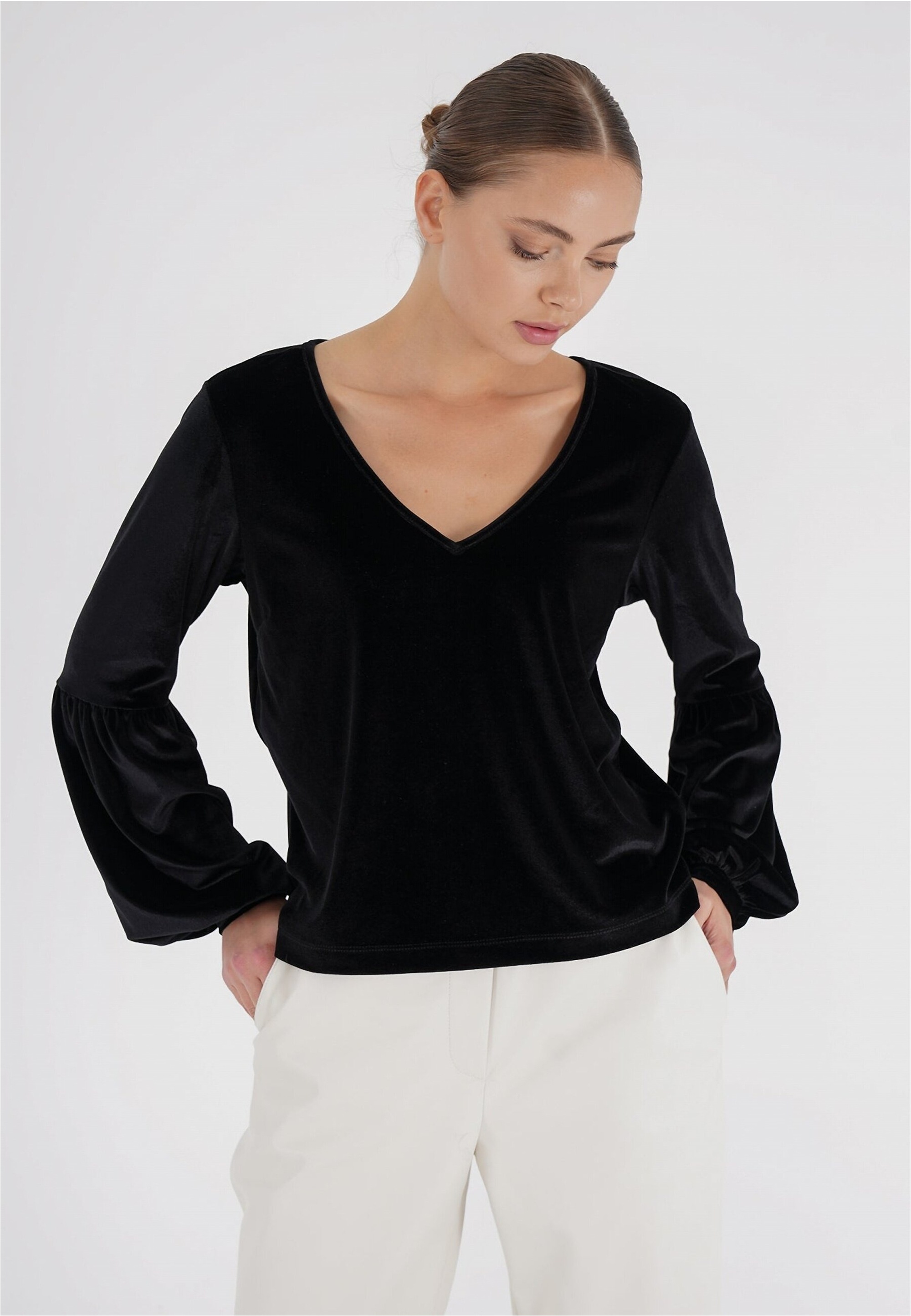 freshlions Langarmshirt "Viveka" 1 Stk. aus samtig, weichem Stoff hergestel günstig online kaufen