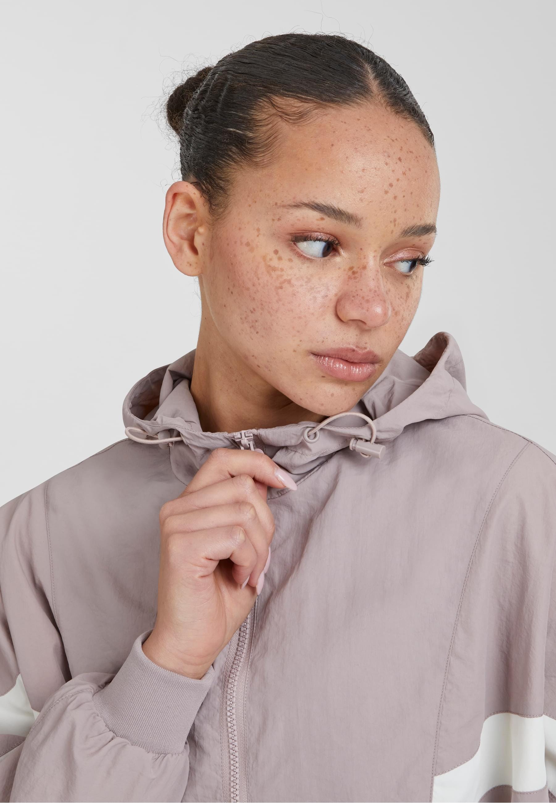 URBAN CLASSICS Allwetterjacke »Urban Classics Damen Ladies Crinkle Batwing Jacket«, (1 St.), mit Kapuze