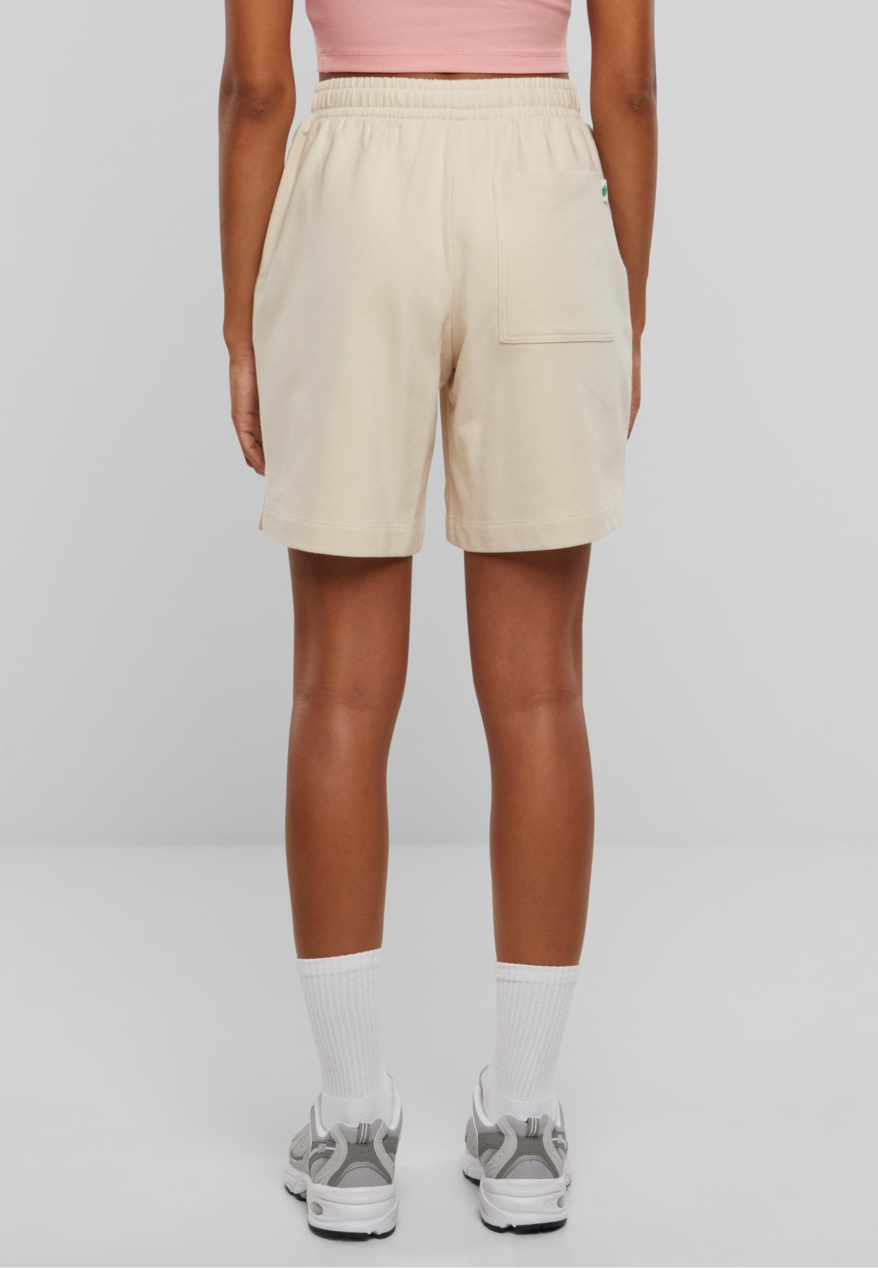 URBAN CLASSICS Sweatshorts »Urban Classics Damen Ladies Organic Terry Bermuda Pants«, (1 tlg.)