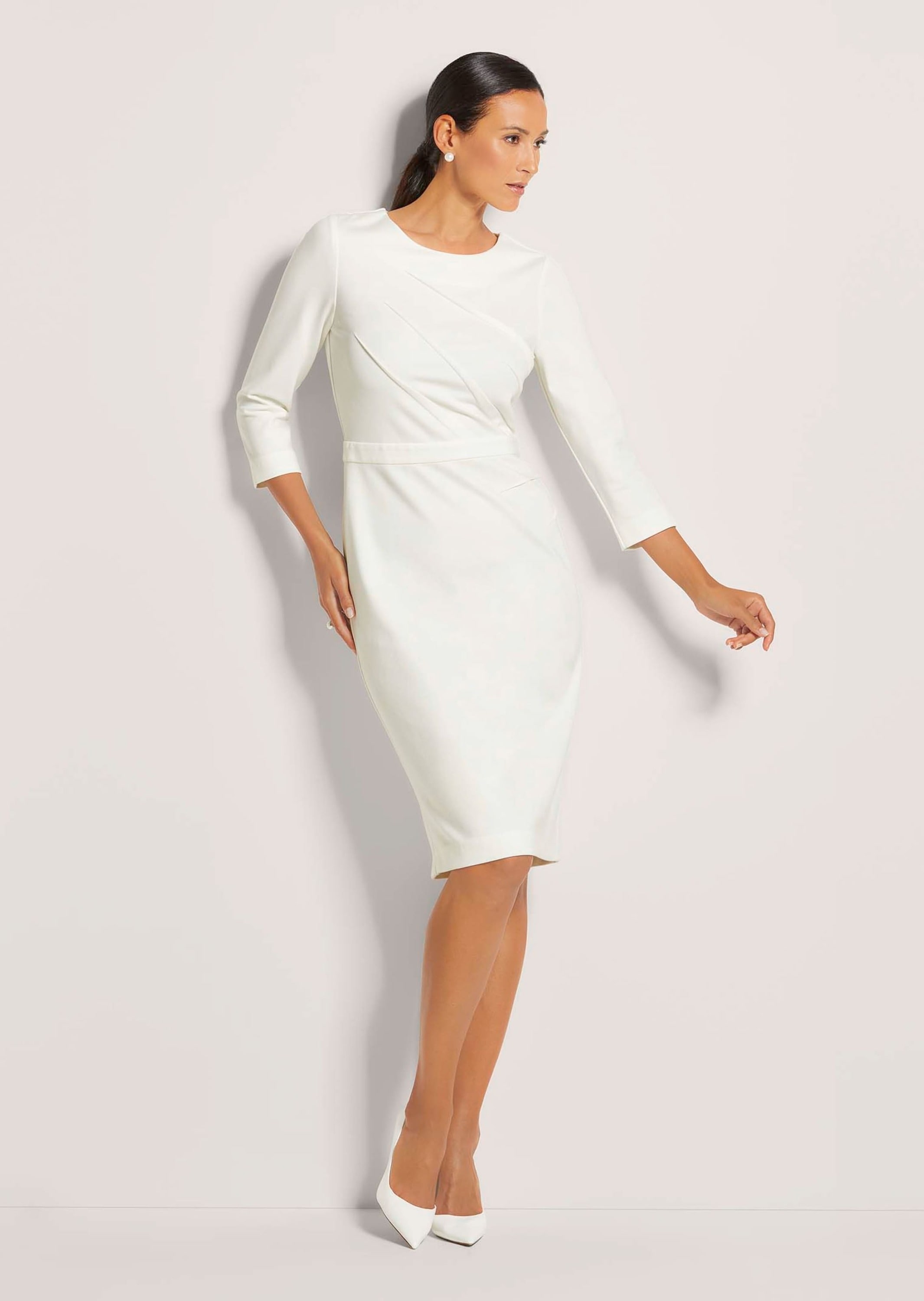 MADELEINE Jerseykleid »Kleid Schmales Jerseykleid mit 3/4-Ärmel und Zierbiesen«