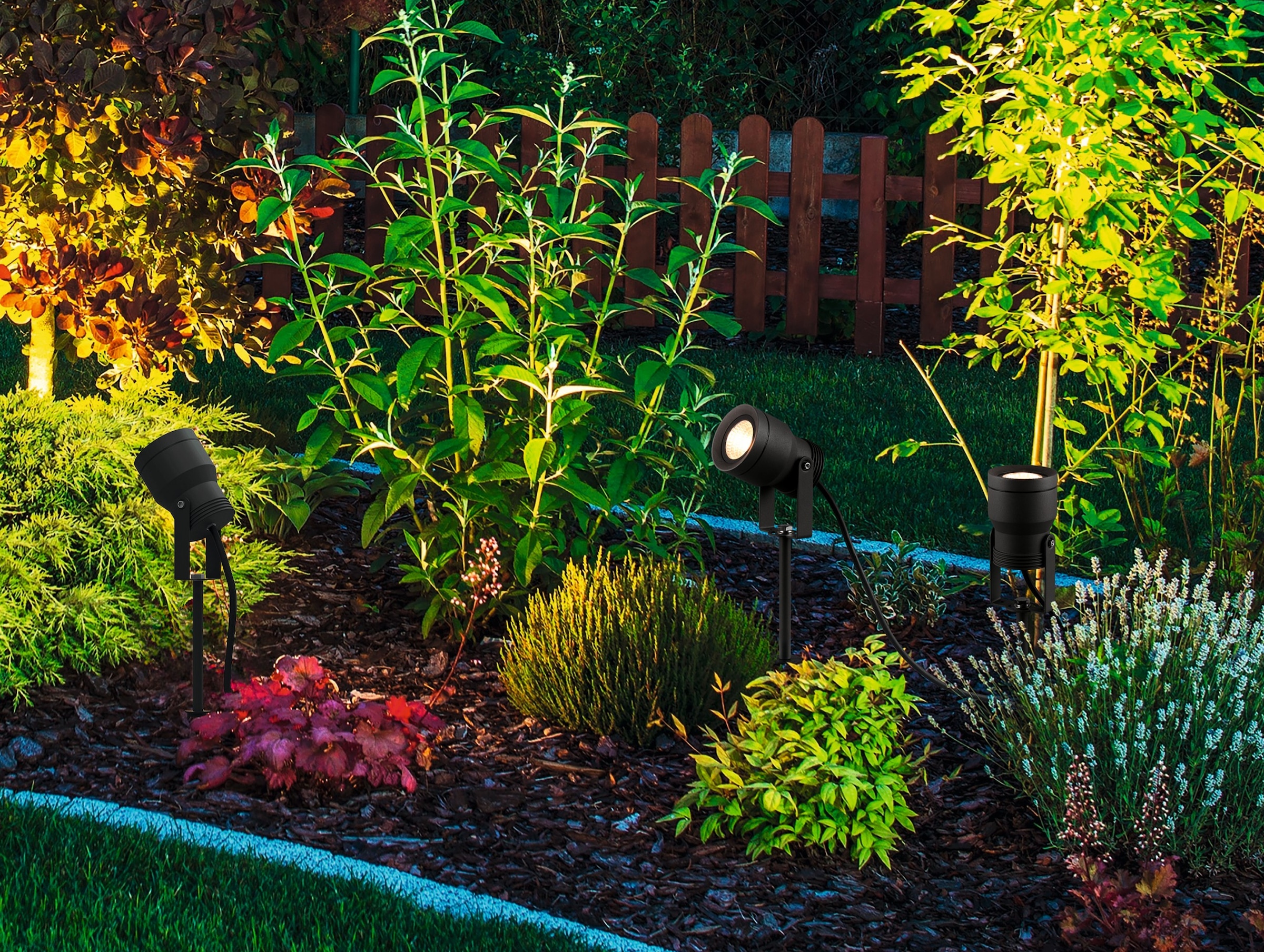 TRIO Leuchten LED Gartenstrahler »MAREB, LED Fassadenbeleuchtung mit Erdspieß, 11W, LED 1000 Lumen 3000K«, 1 flammig, Leuchtmittel LED-Board | LED fest integriert, Spot flexibel verstellbar, IP65 Outdoor Spot, Strahler Hauswand Garten