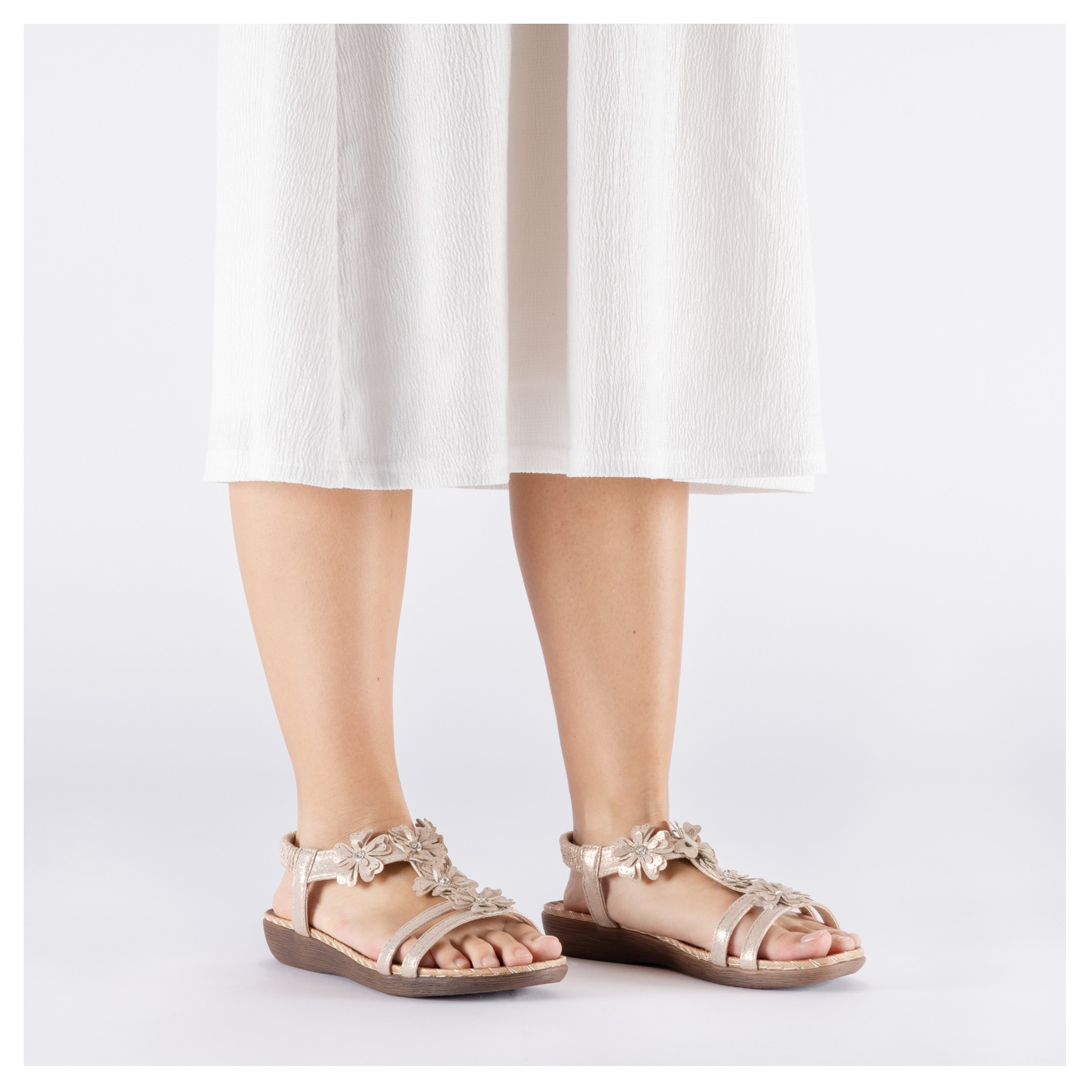 Rieker Sandale  Sommerschuh, Urlaubsschuh mit Blütenverzierung und Glitzersteine