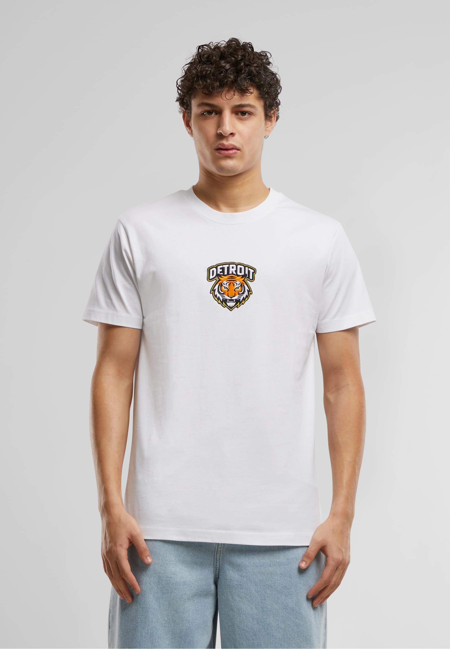 MisterTee T-Shirt »MisterTee Detroit Tiger Head Patch Tee«, (1 tlg.)