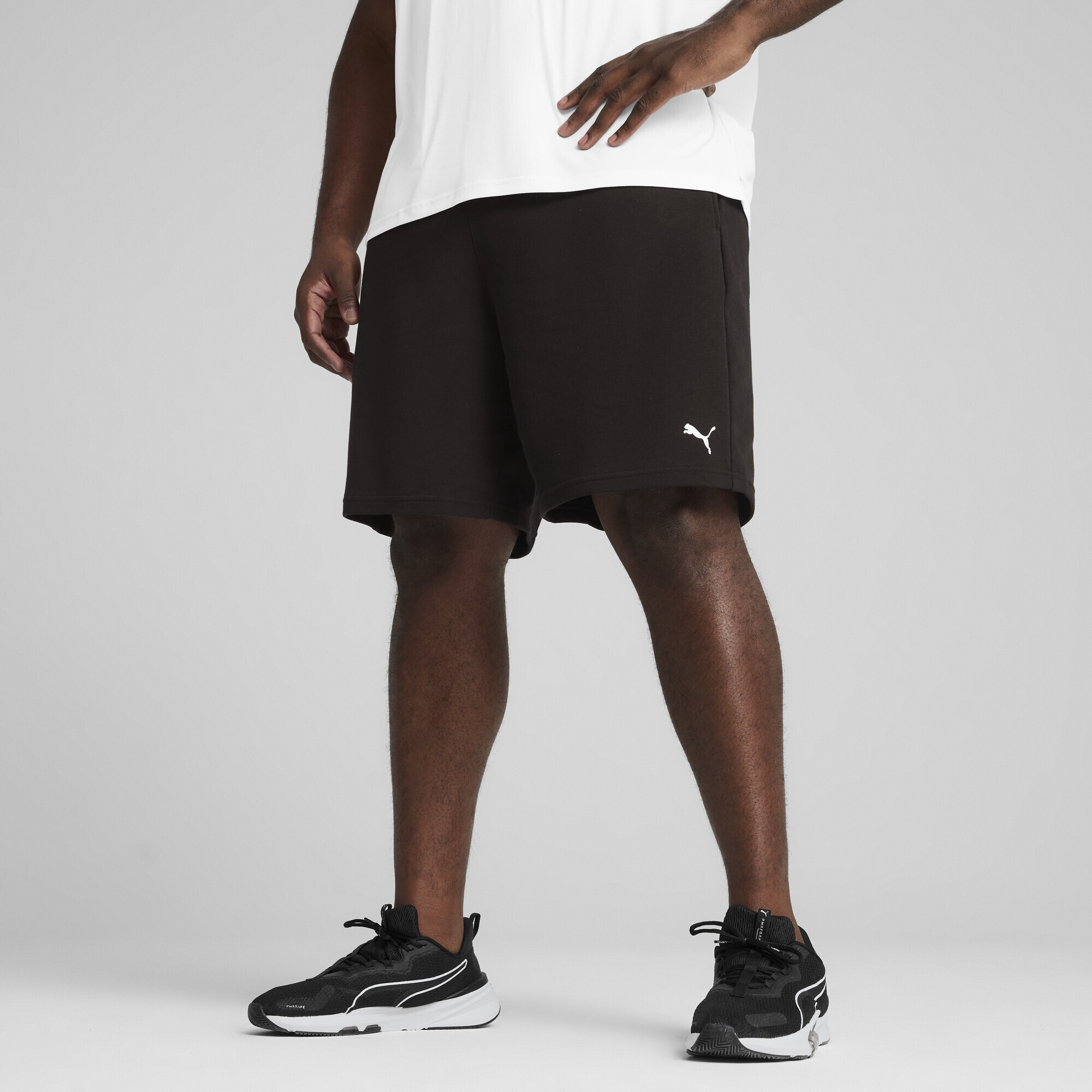PUMA Trainingsshorts »TAD ESSENTIALS 8" Shorts Herren«