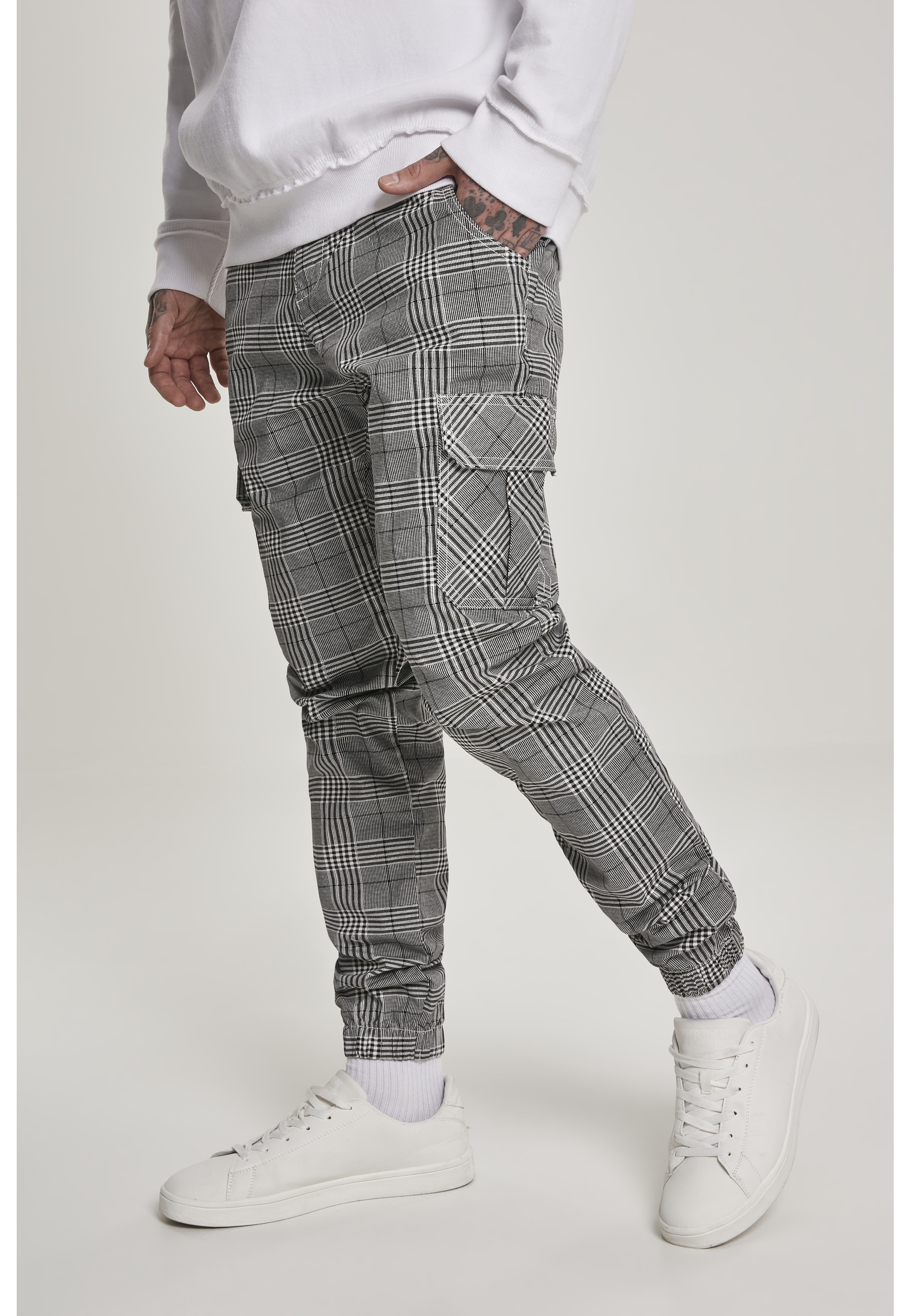 URBAN CLASSICS Cargohose »Urban Classics Herren AOP Glencheck Cargo Jog Pants«