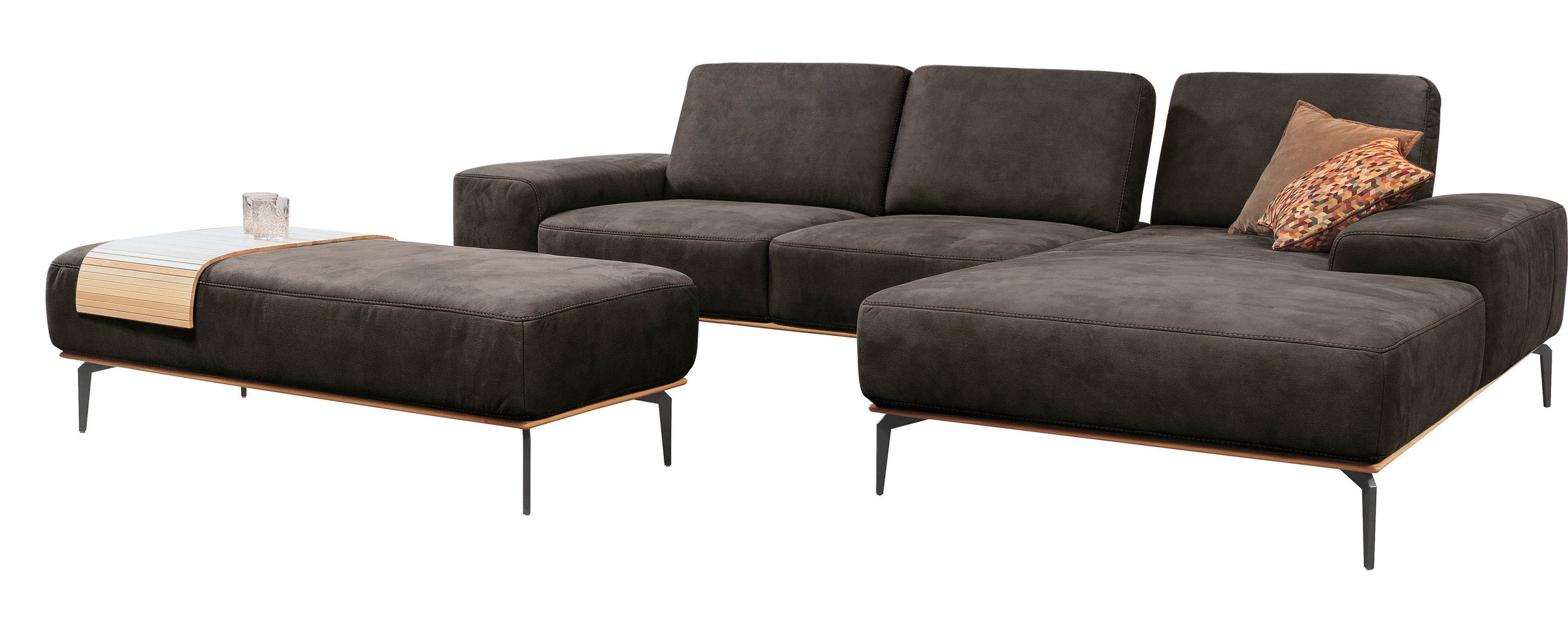 W.SCHILLIG Ecksofa »run, Designsofa mit tollem Sitzkomfort, bequem, L-Form«, mit Holzsockel, Füße in Schwarz pulverbeschichtet, Breite 319 cm