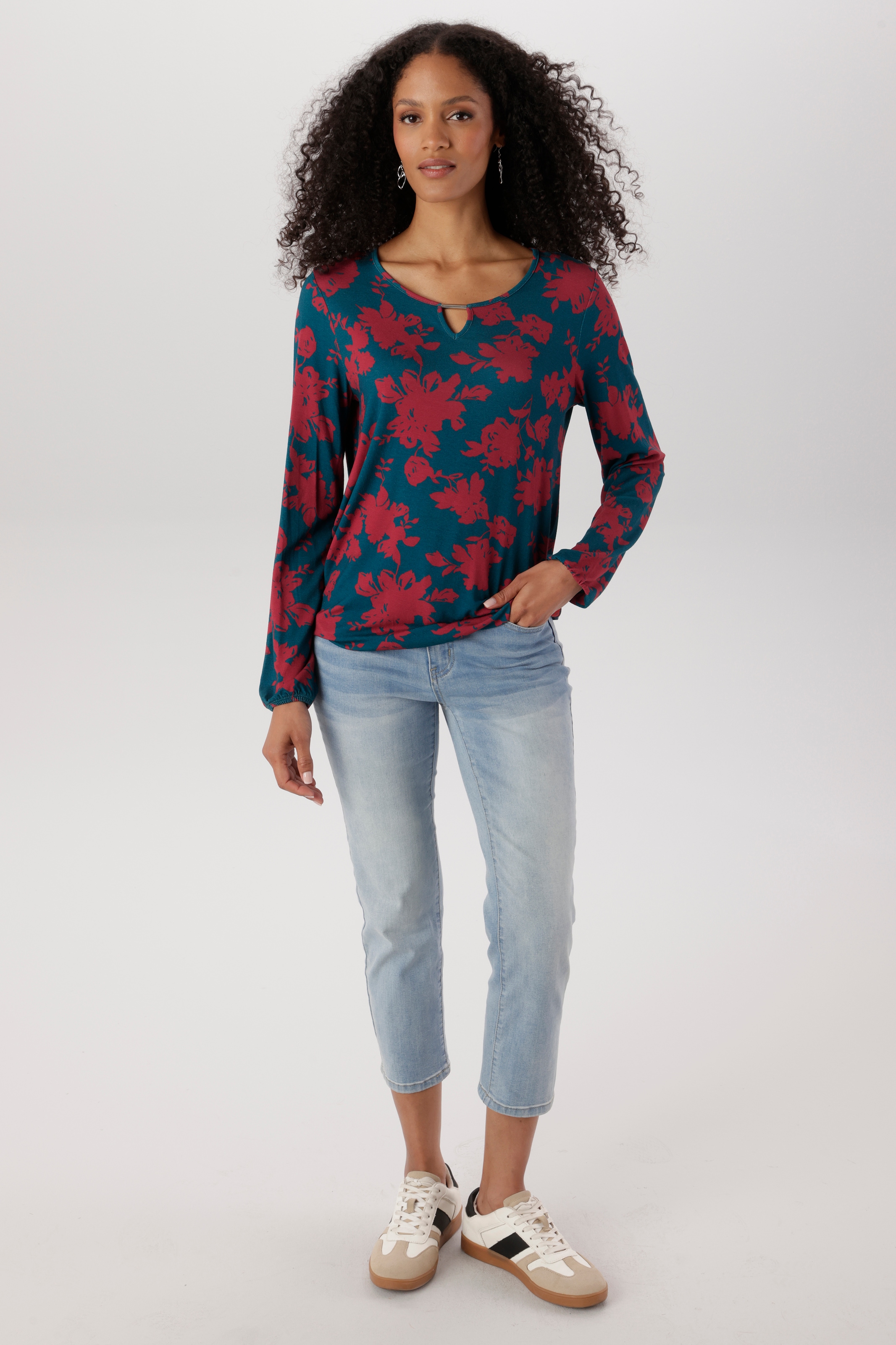 Aniston SELECTED Langarmshirt mit Cut-out und malerischen, floralem Druck - NEUE KOLLEKTION