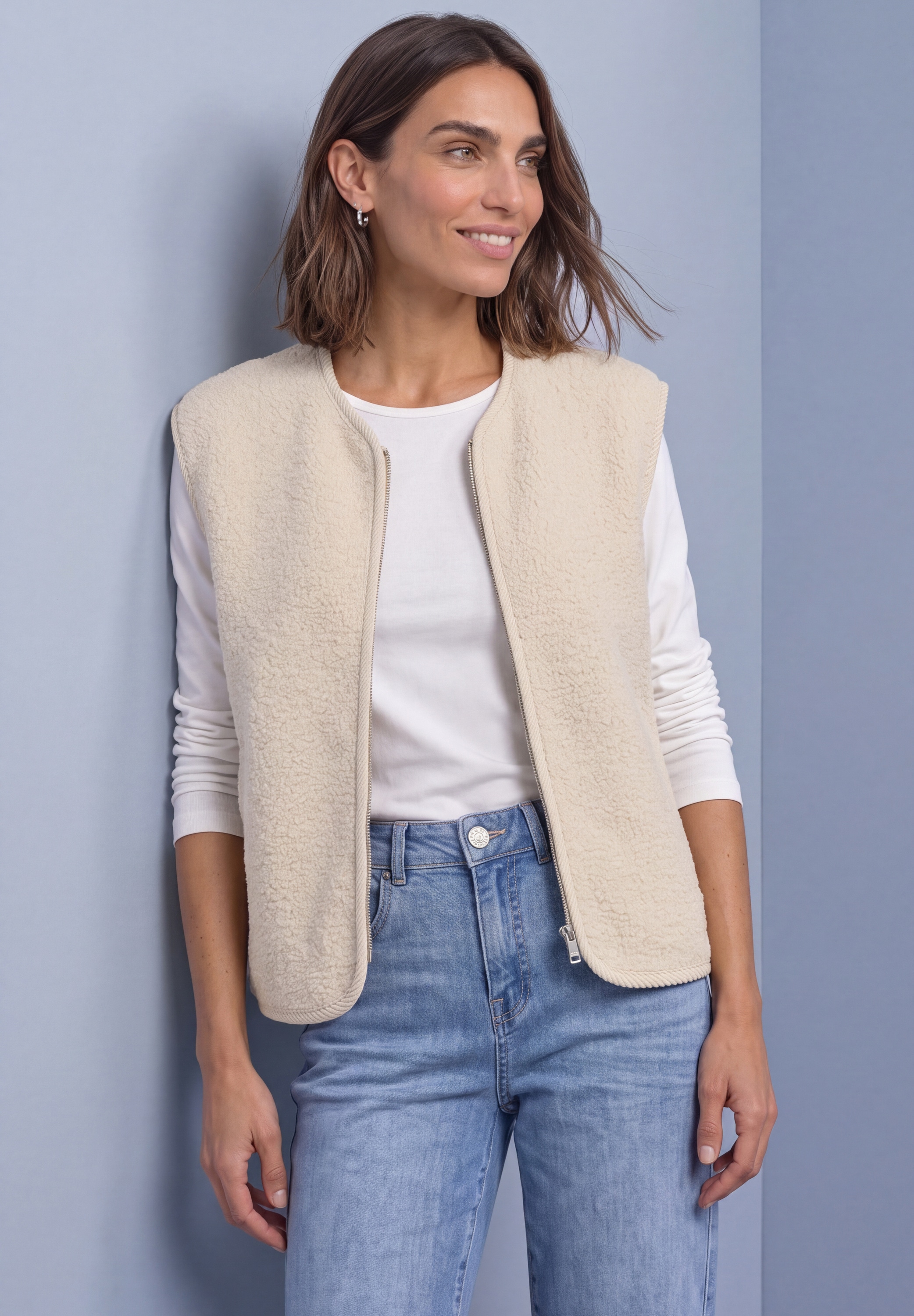 Street One Damen Beige - Teddy-Weste Mit Zipper Und Corddetails Soft Fawn - Gr. - 44 - Image 3