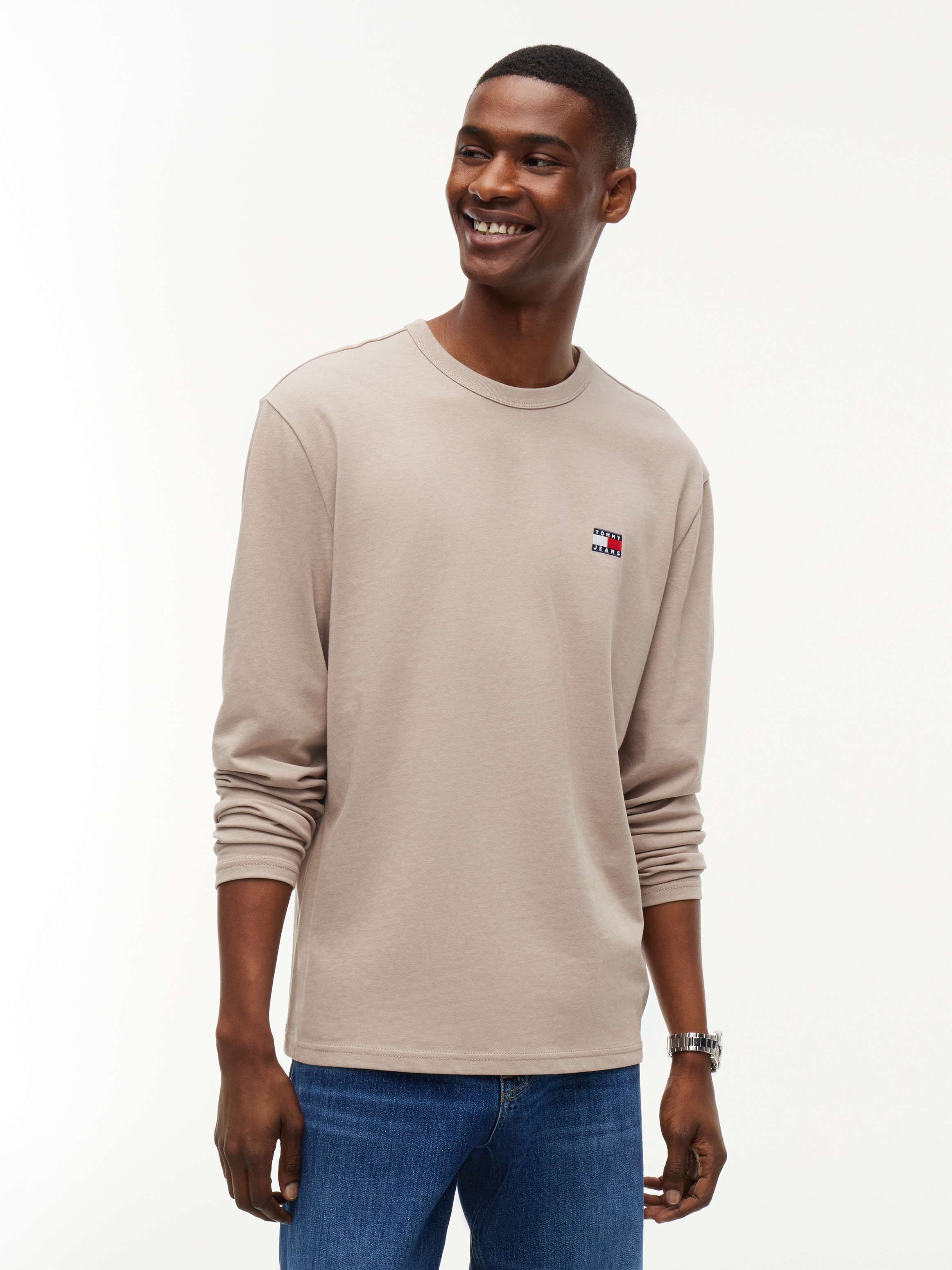 Tommy Jeans Langarmshirt "TJM REG BADGE TEE LS EXT"
