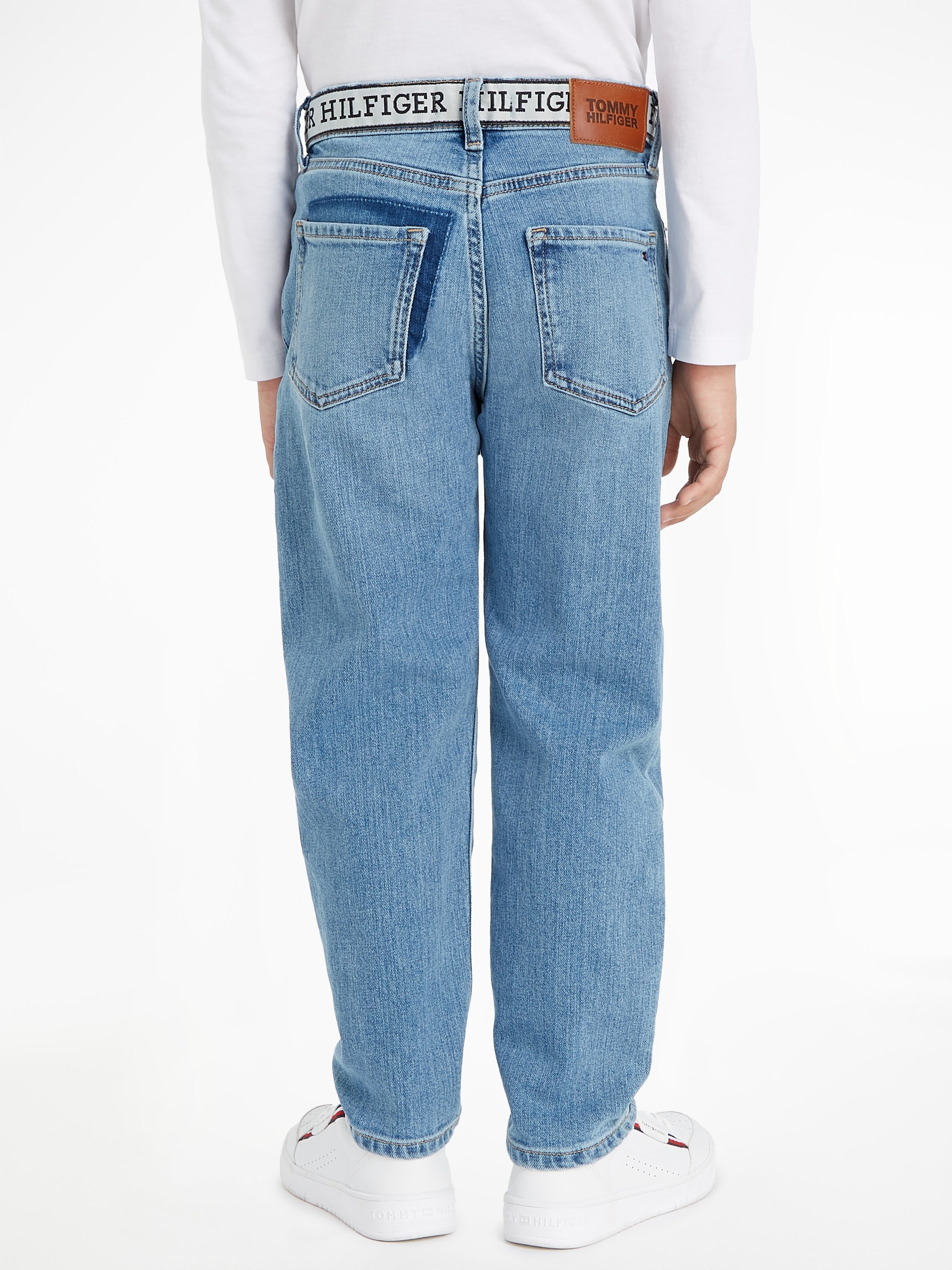 online | »ARCHIVE mit bestellen MID RECONSTRUCTED am Hilfiger WASH«, BAUR Straight-Jeans Logoschriftzug Tommy Bund