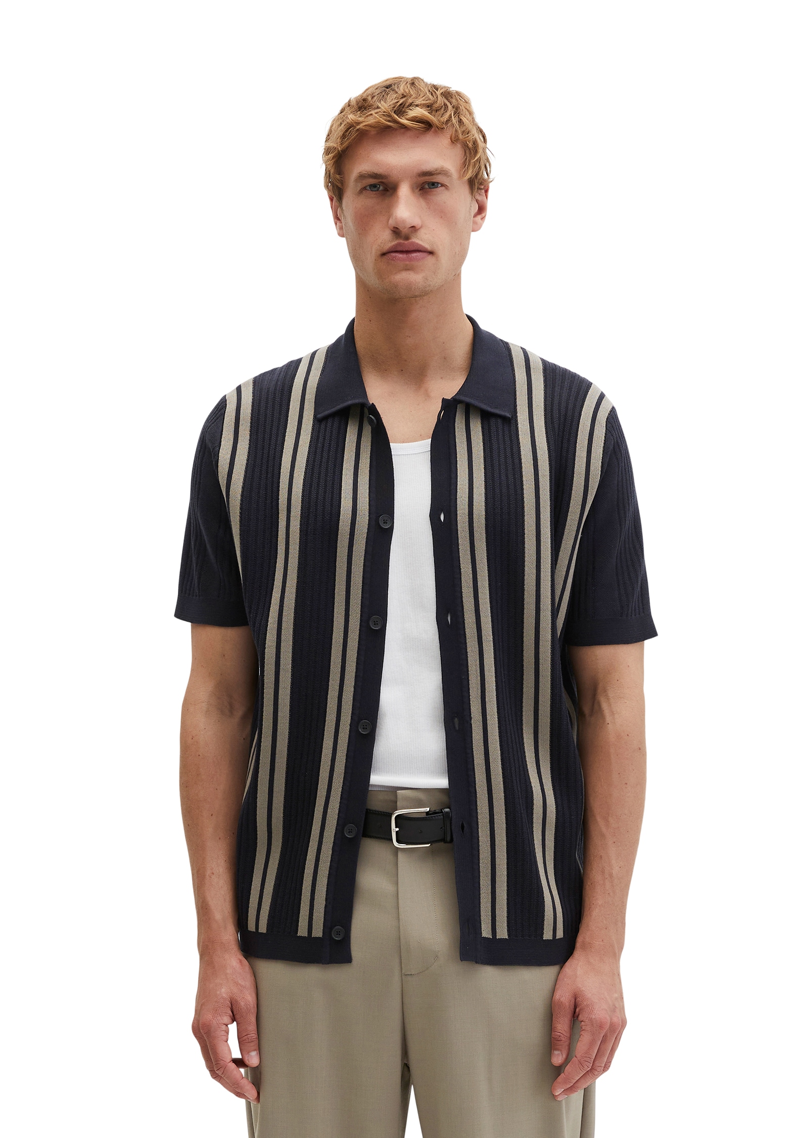 Marc OPolo Kurzarmhemd "DFB Travel Collection" Kurzarm-Feinstrickshirt aus reiner Bio-Baumwolle