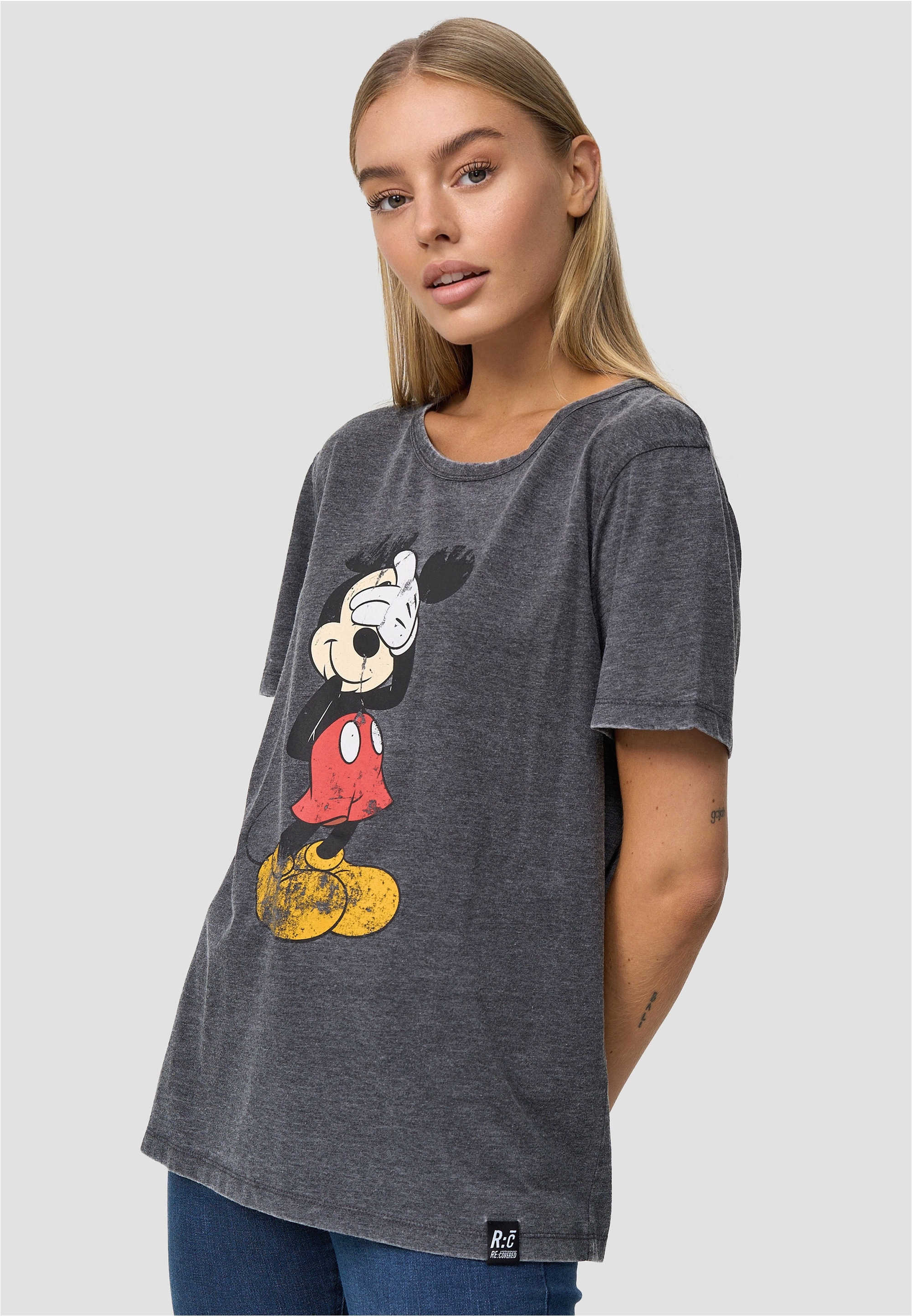 Recovered T-Shirt »Mickey Mouse Shy«, (1 tlg.), mit angesagtem Mickey Mouse-Print