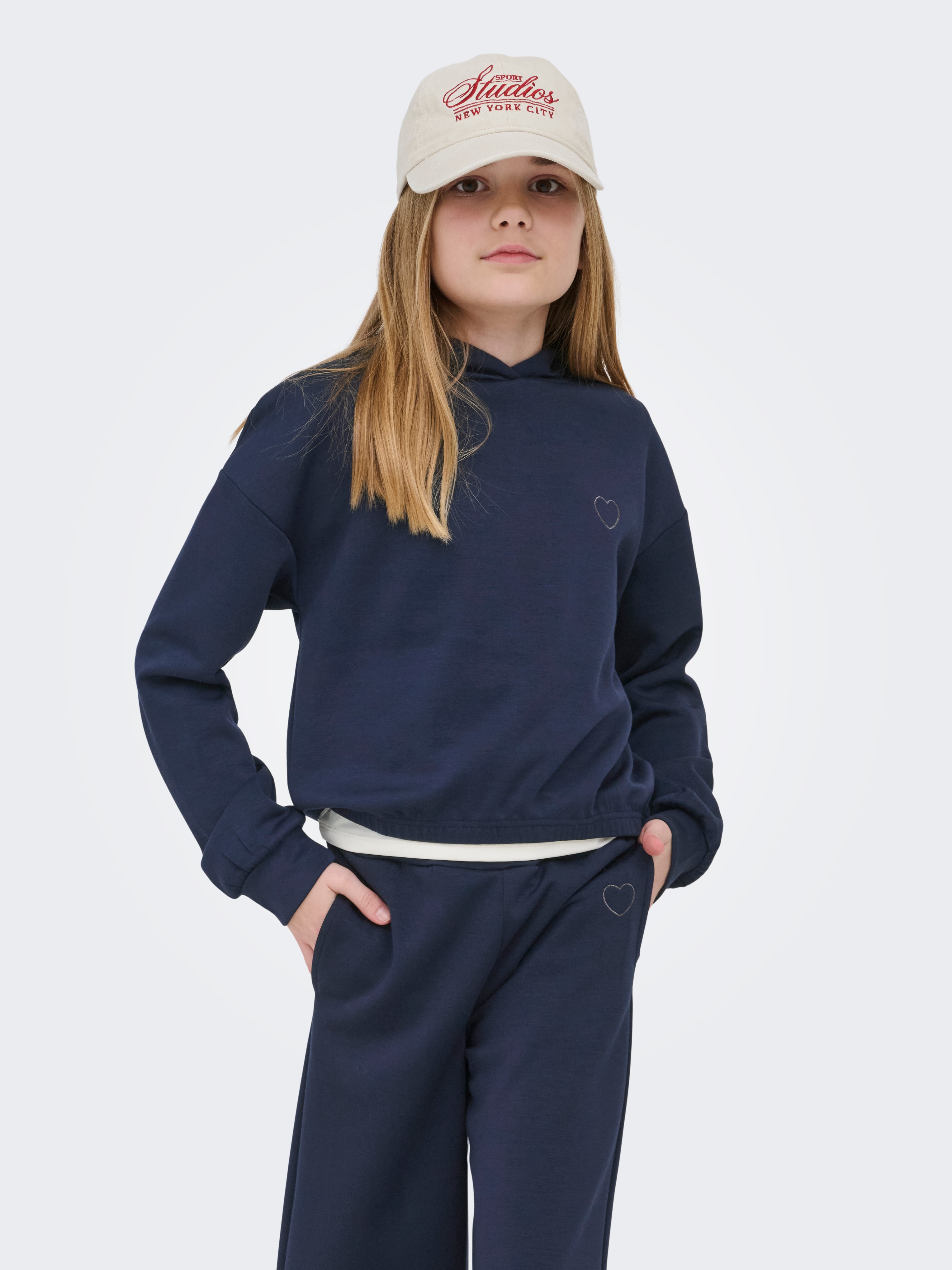KIDS ONLY Kapuzensweatshirt "KOGADA-COOPER HEART L/S HOOD FR SWT NOOS"