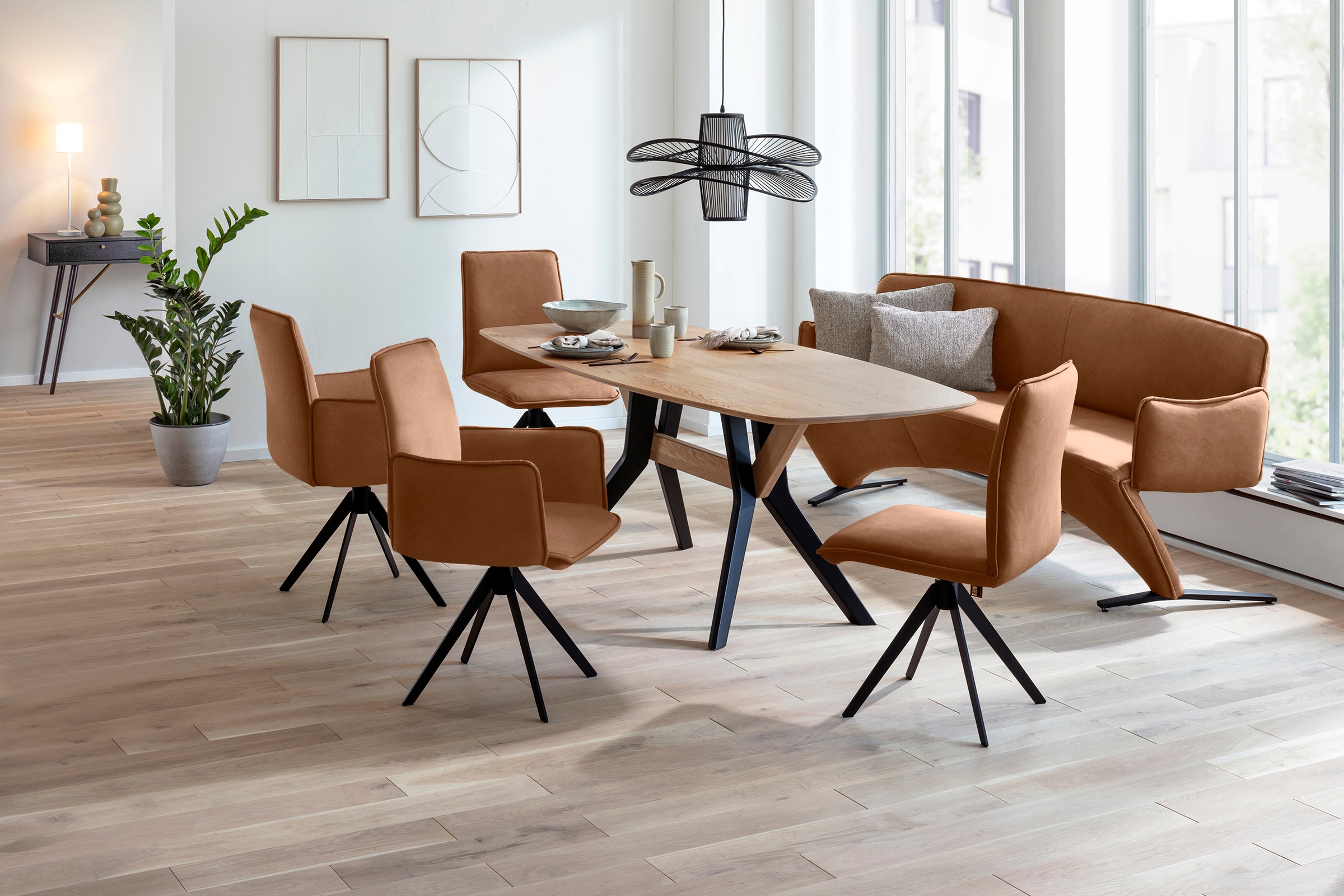 K+W Komfort & Wohnen Drehstuhl, Leder, Blitzdrehkreuz und Rückholfunktion, dekorativer 12mm Biese