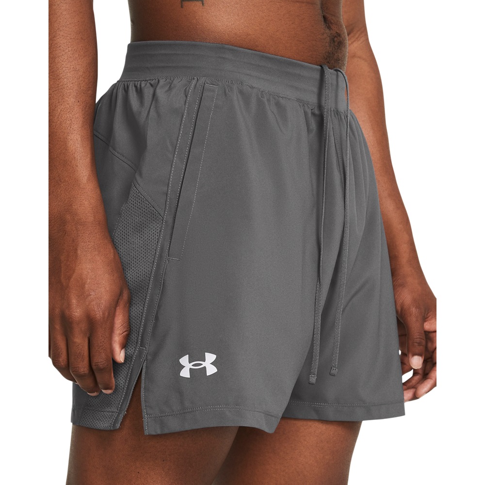 Thumbnail - Under Armour Shorts "UA LAUNCH 5 SHORTS" sportlicher Stil, für intensive Workouts und Fitnessaktivitäten