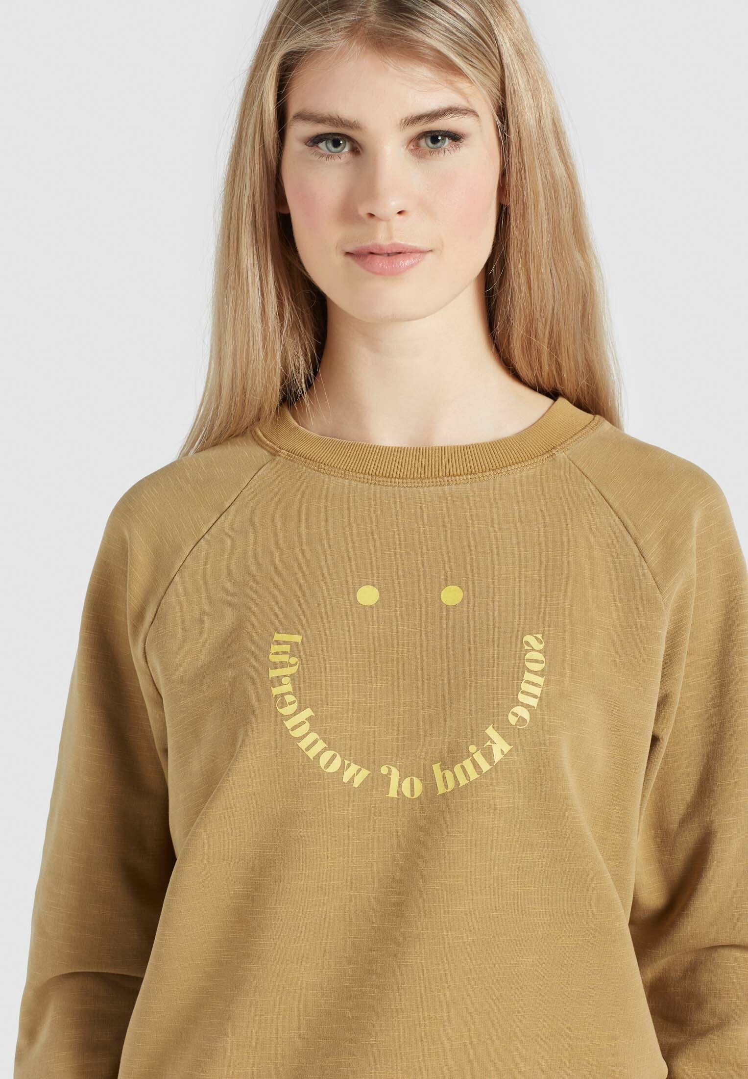 khujo Sweatshirt »SILICIA SMILE«, mit großem Print auf der Vorderseite