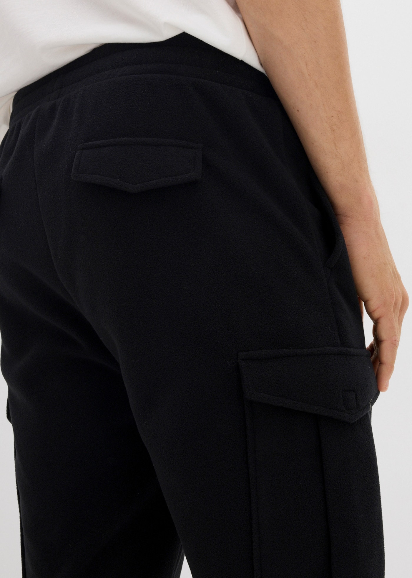 bonprix Jogginghose  angenehme, weiche Qualität, Regular Fit, im Casual-Stil, aus Polyester