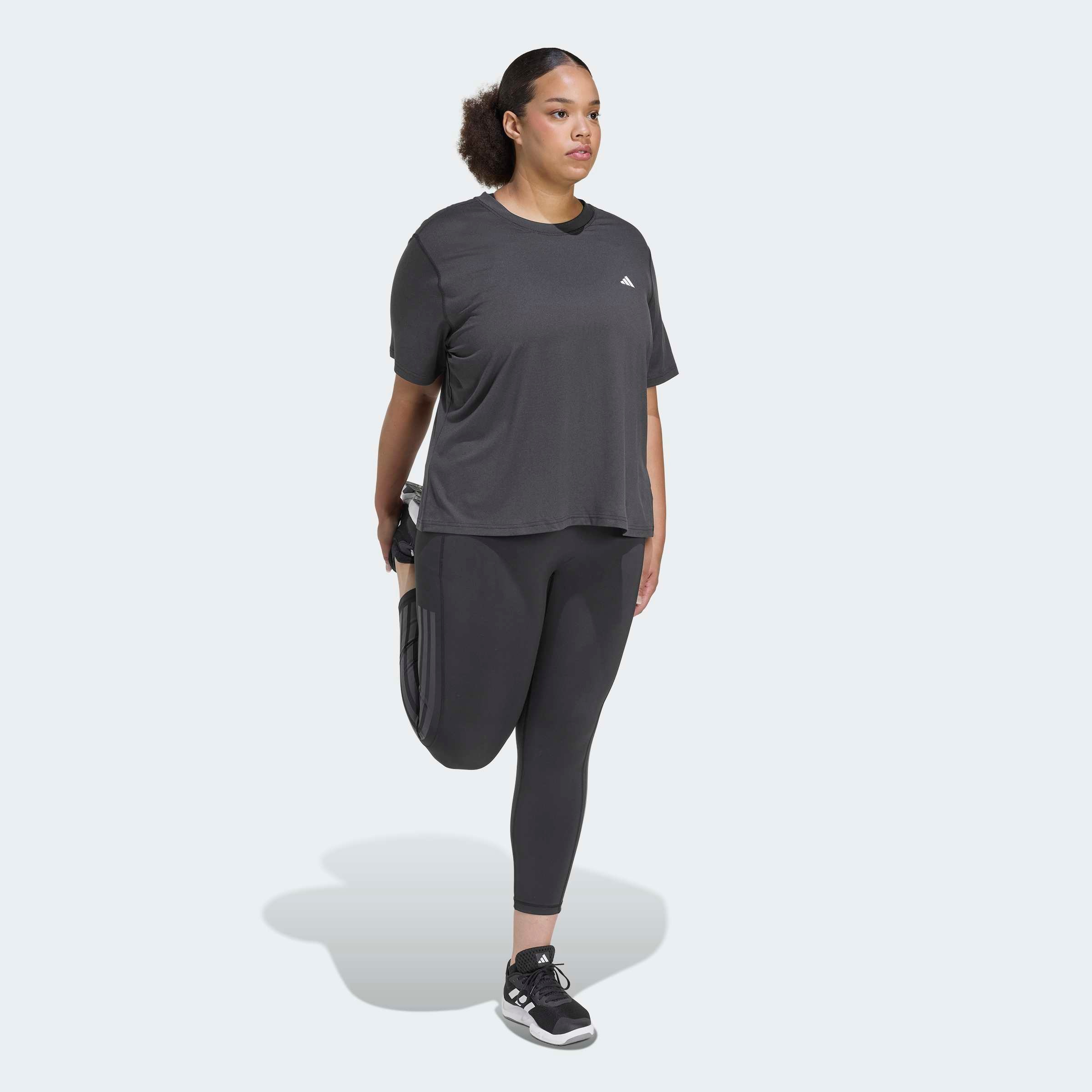 adidas Performance T-Shirt »WORKOUT ESSENTIALS MINIMALISTISCHES MIT RUNDHALSAUSSCHNITT«