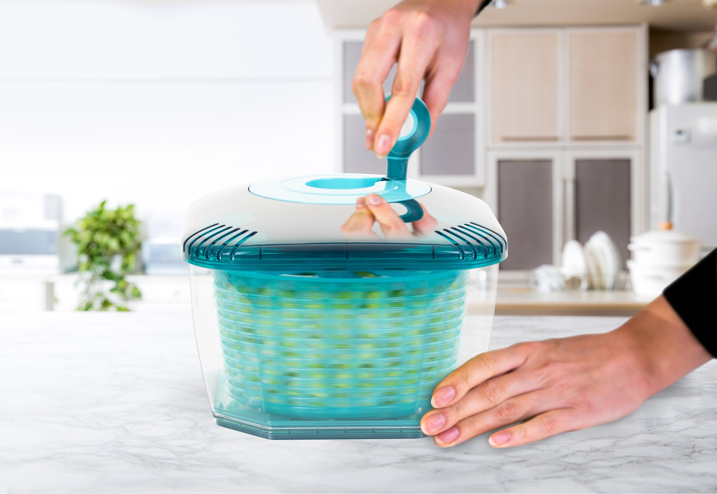 Genius Salatschleuder »Nicer Dicer Chef Pro Salatschleuder, Set 4-tlg.«, (Set, 4 tlg.), 4 in 1: Waschen, Schleudern, Abgießen und Servieren – alles in einem