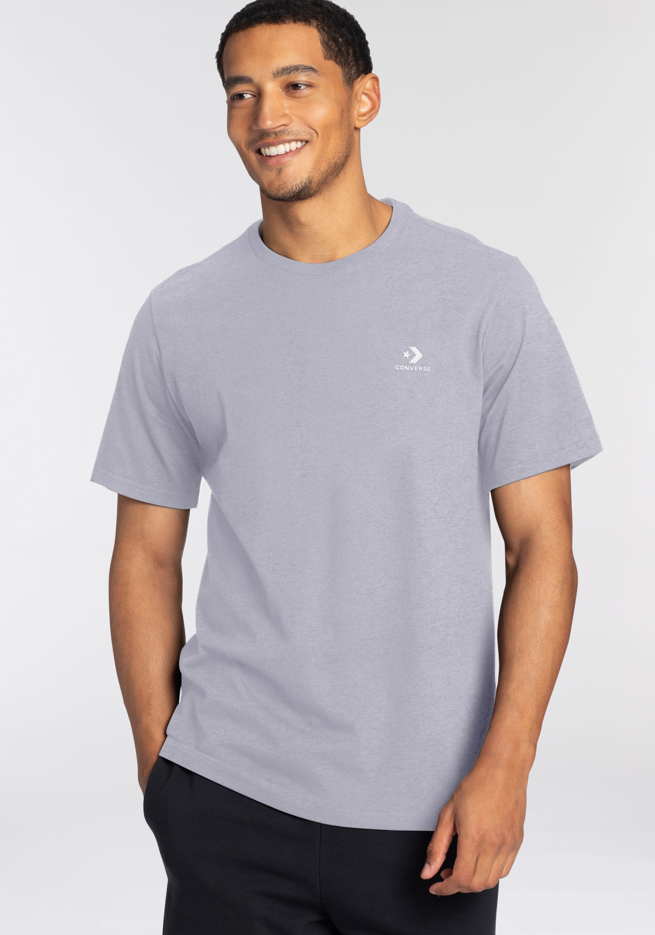 Converse T-Shirt "STAR CHEV EMB TEE" Kurzarm, mit Rundhalsausschnitt, ohne Verschluss, aus Baumwolle