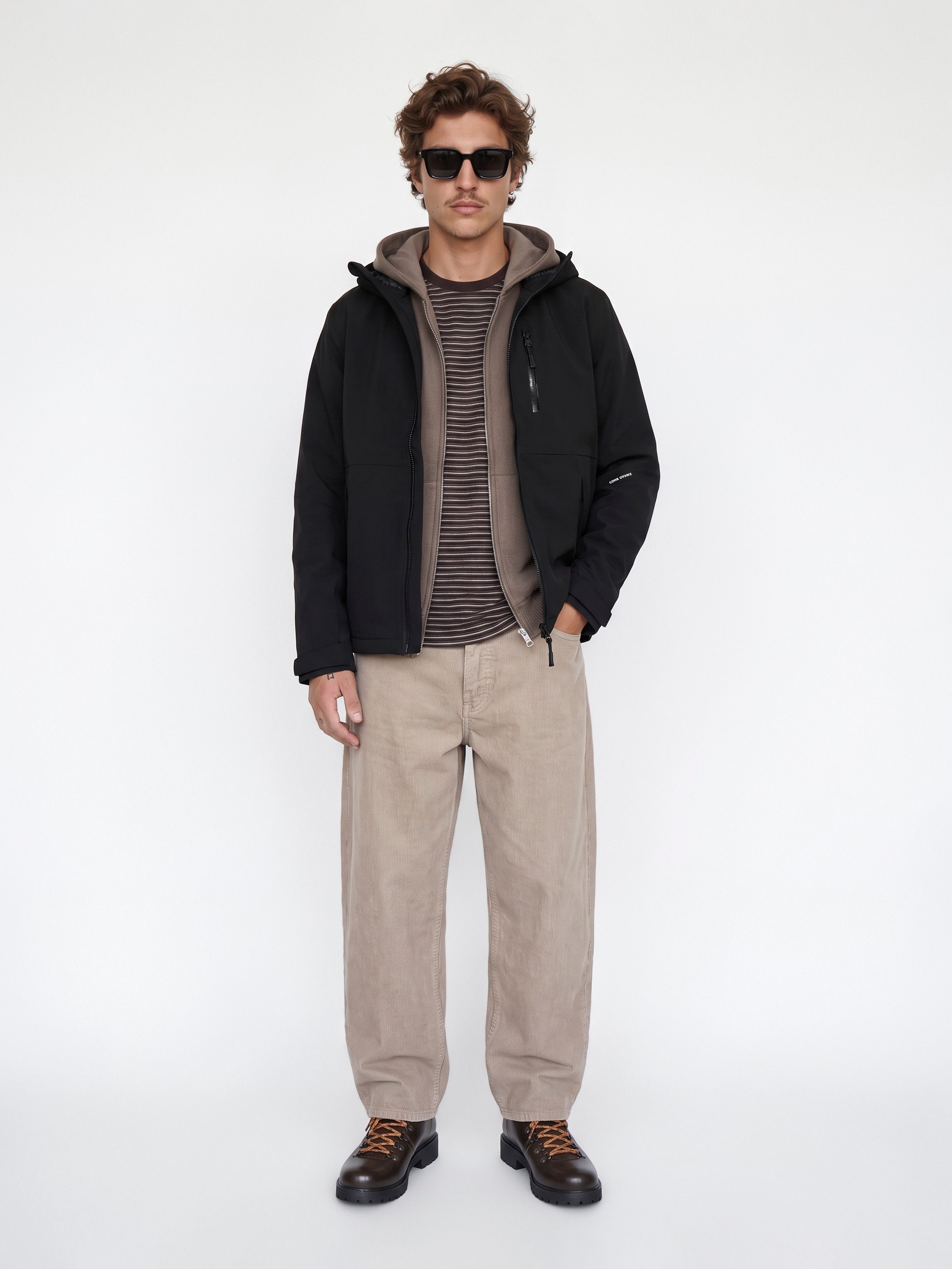 Jack & Jones Funktionsjacke »JCOLEGACY TECHNICAL SHELL JACKET SN« mit Kapuze Kunstfaser, wind- und wasserabweisend