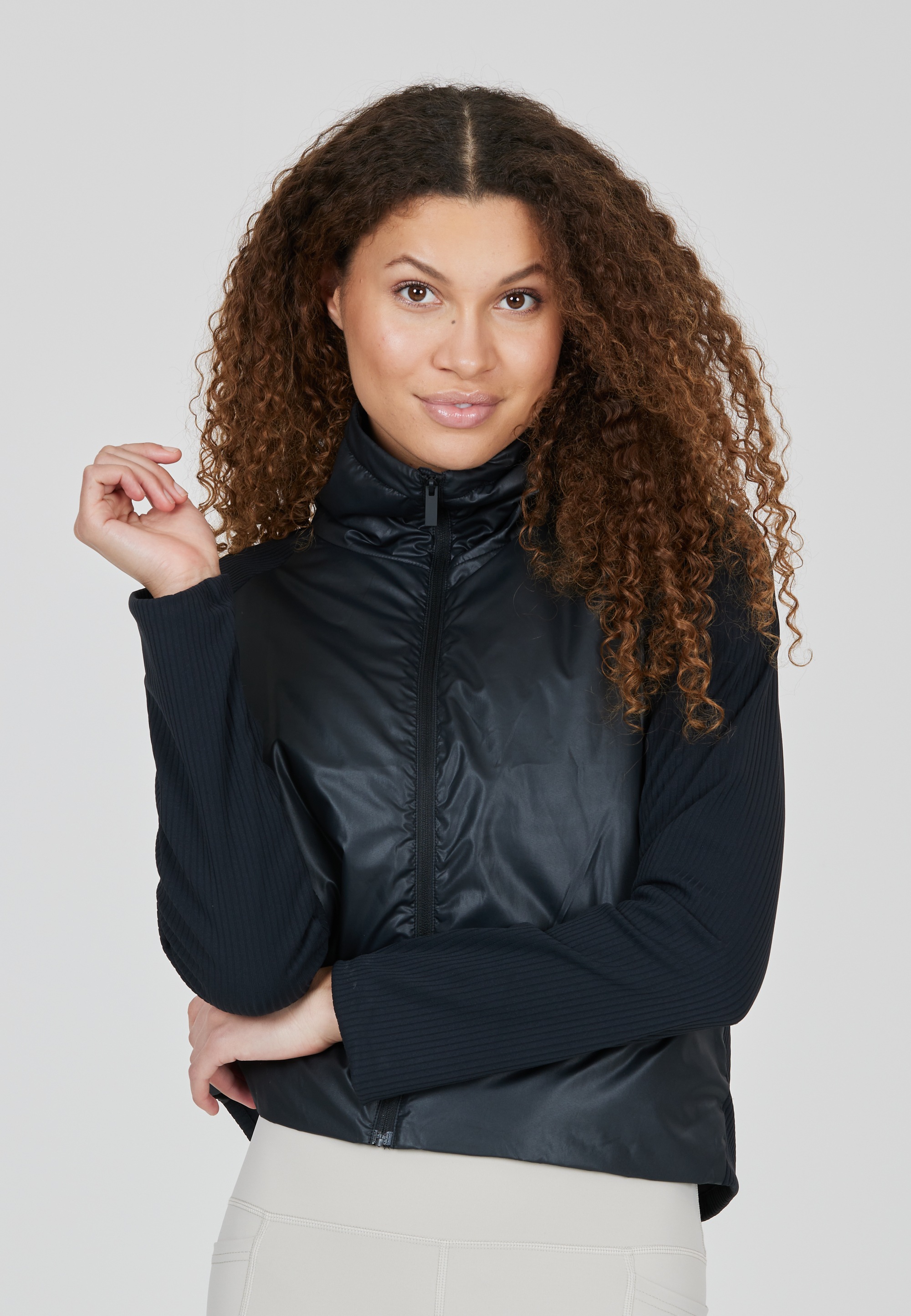 ATHLECIA Outdoorjacke "Ayanda", mit innovativer Primaloft-Wattierung