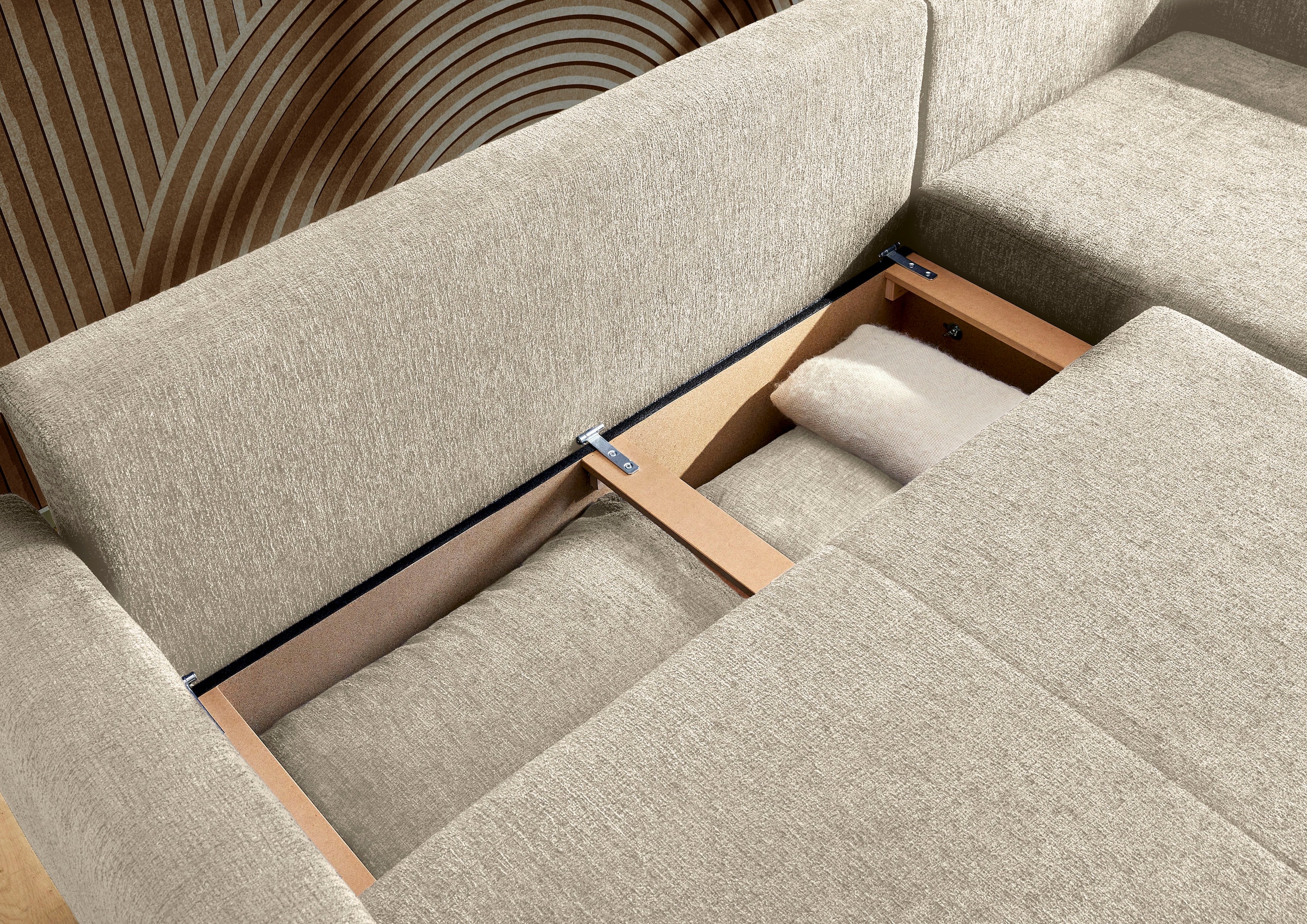 Jockenhöfer Gruppe Ecksofa »Venezia, inklusive Bettfunktion und Bettkasten« Ottomane links oder rechts montierbar, inkl. Rücken- und Zierkissen