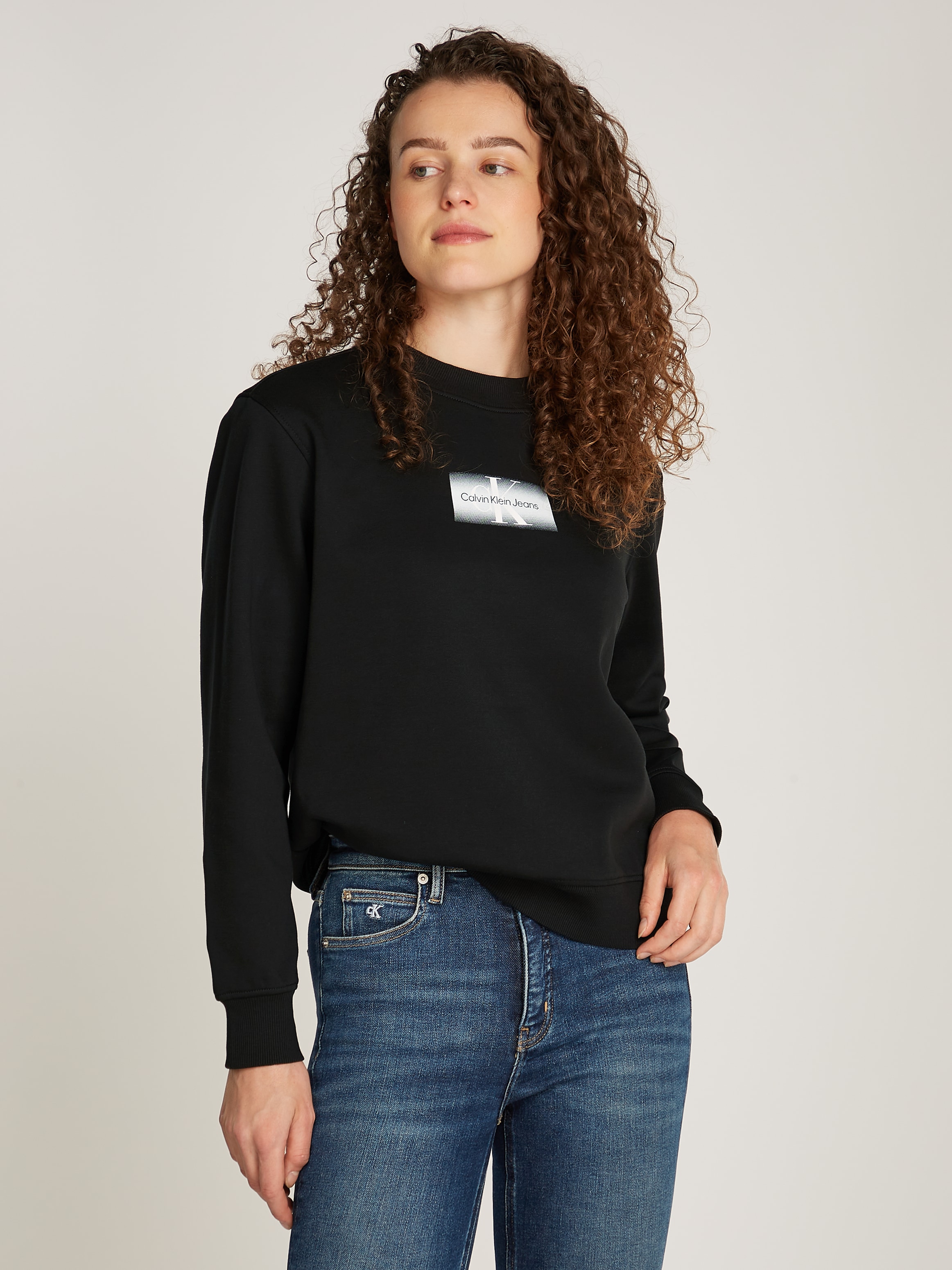 Sweatshirt »OUTLINED CK REGULAR CN«, mit Logodruck