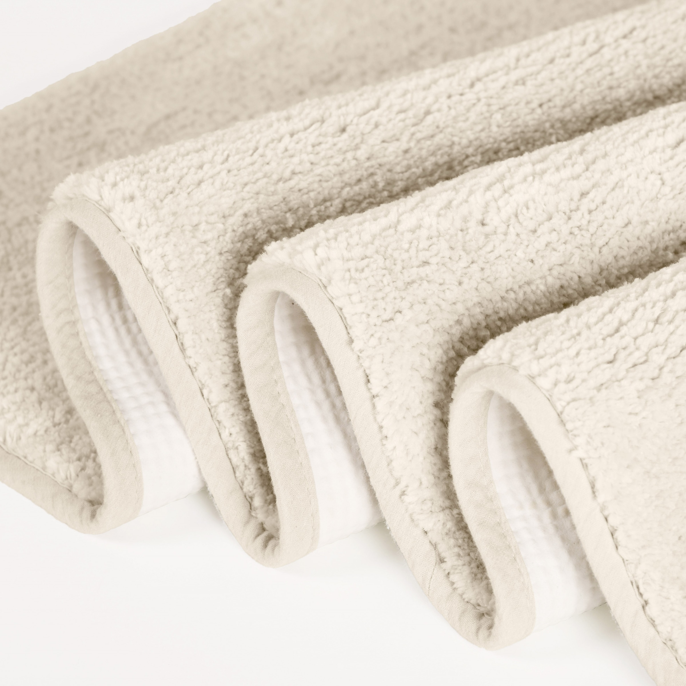 my home Badematte »Vanessa, Badvorleger, Badezimmer Teppich«, rutschhemmend beschichtet, schnell trocknend-fußbodenheizungsgeeignet-strapazierfähig, Badteppich, weiche Haptik, unifarben