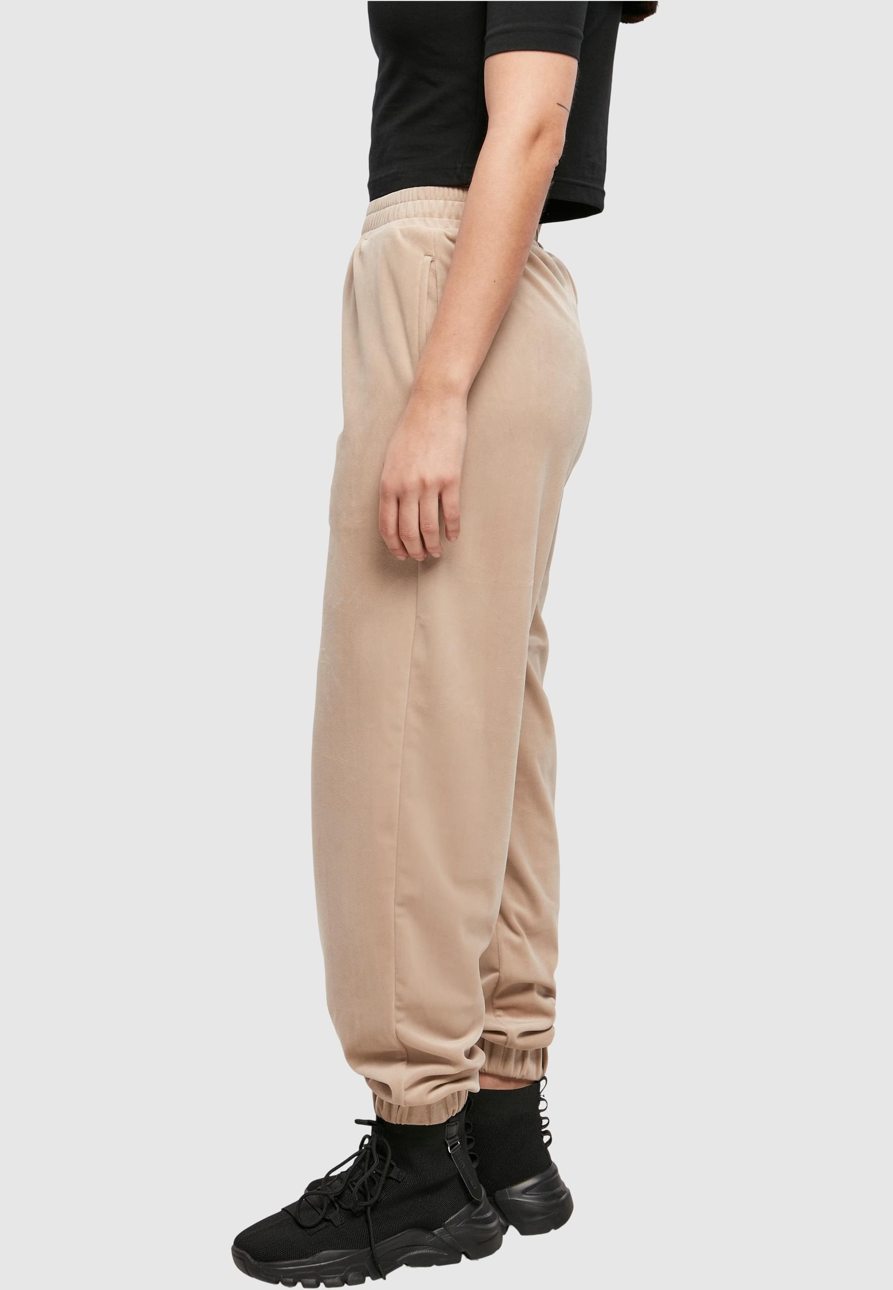 URBAN CLASSICS Jogginghose »Urban Classics Damen Ladies High Waist Ballon Velvet Sweat Pants«, (1 tlg.)