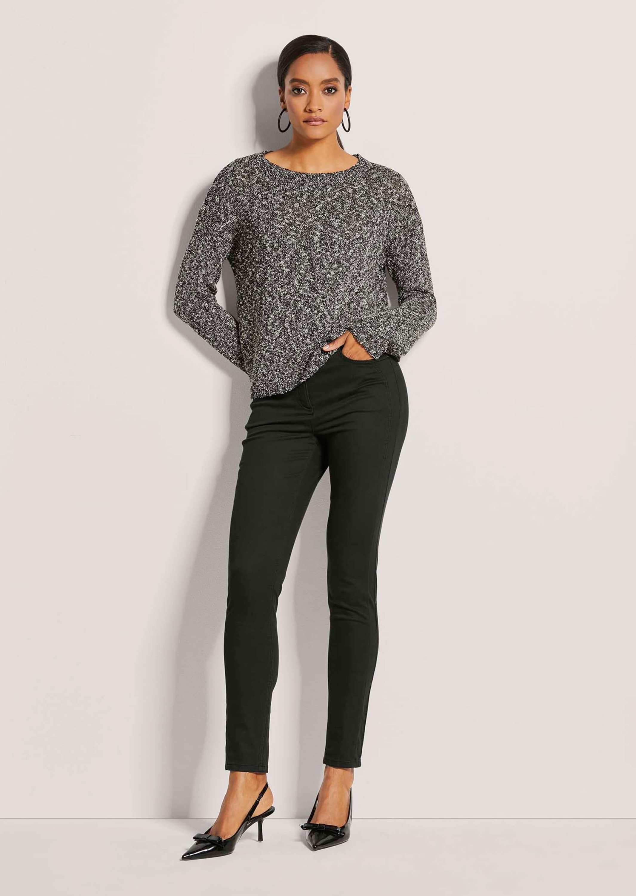 MADELEINE Longpullover »Pullover Pullover mit Metallic-Effekt«