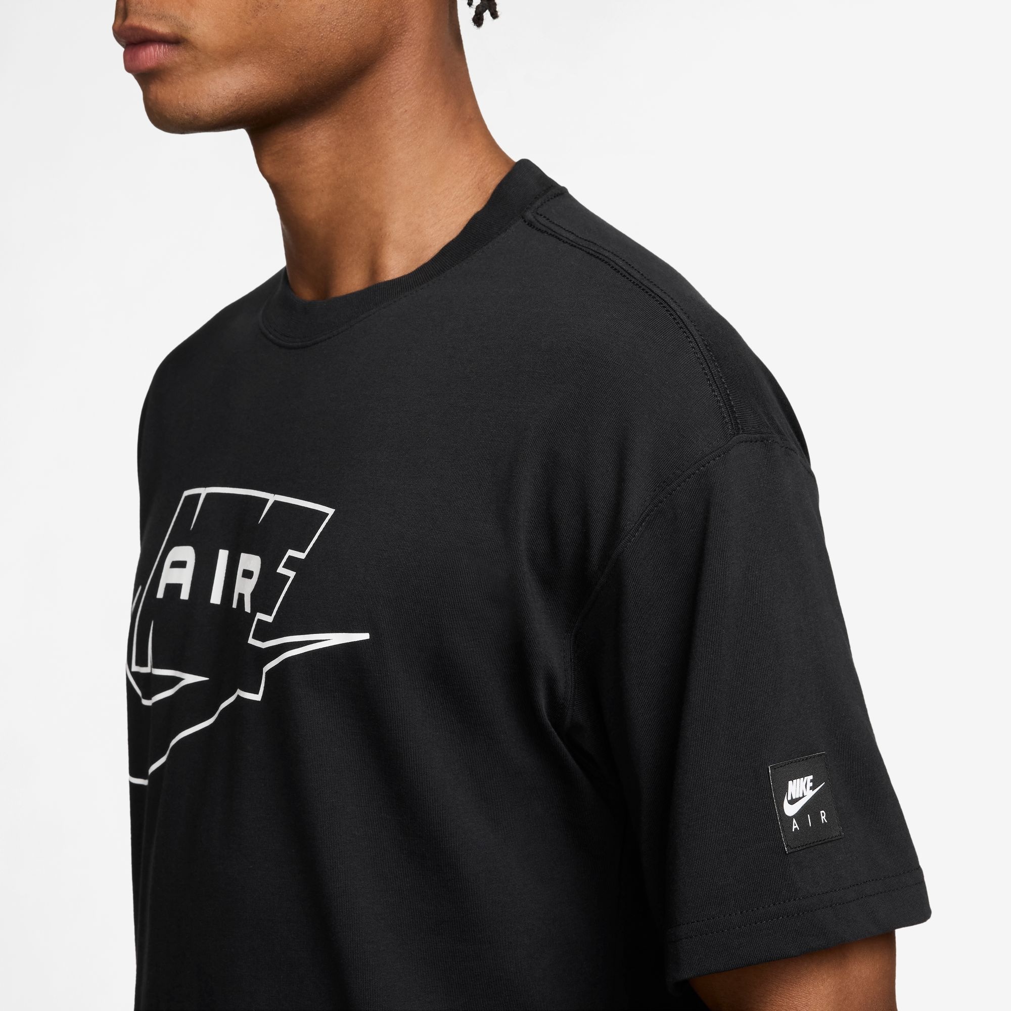 Nike T-Shirt »U NSW TEE LSE AIR« sportlicher Schnitt, für Freizeit und Sport