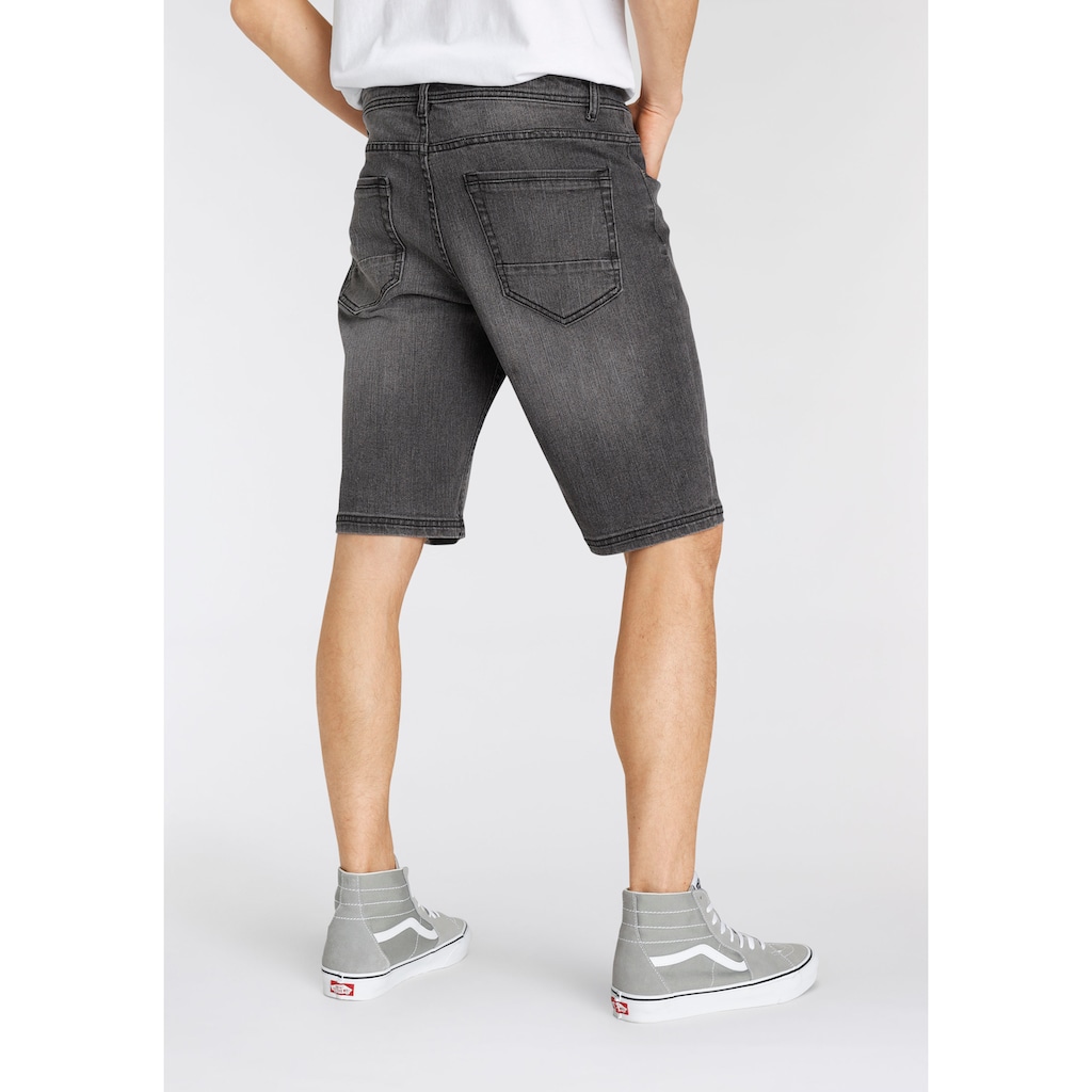 AJC Shorts, im 5-Pocket-Stil