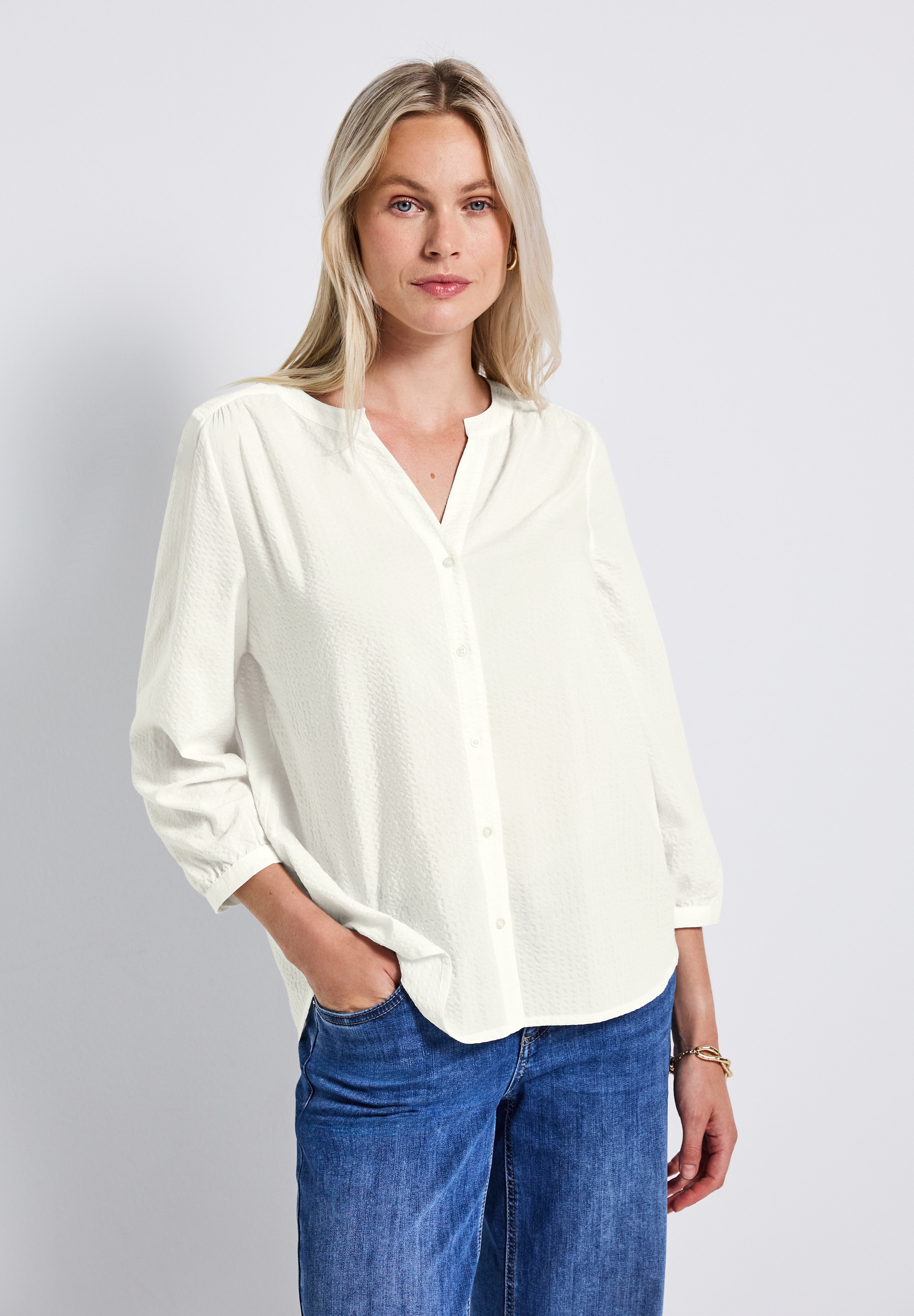 STREET ONE Langarmbluse, mit gestreiftem Seersucker-Look günstig online kaufen