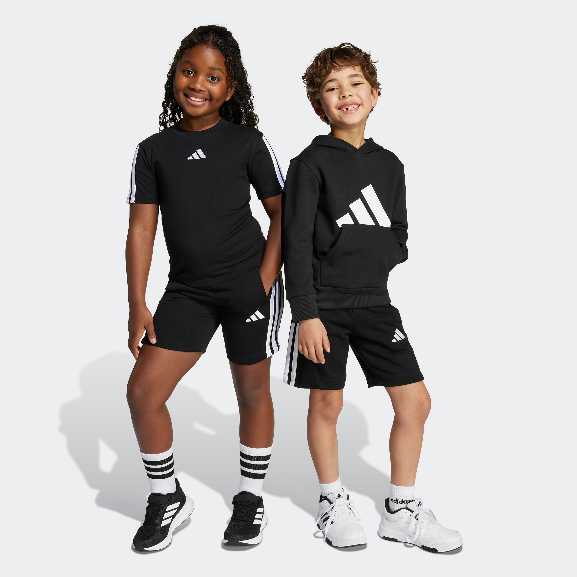 adidas Sportswear Shorts »LK 3S FT SH 220«  für Kinder, mit sportlichen 3-Streifen, aus Baumwolle und Polyester