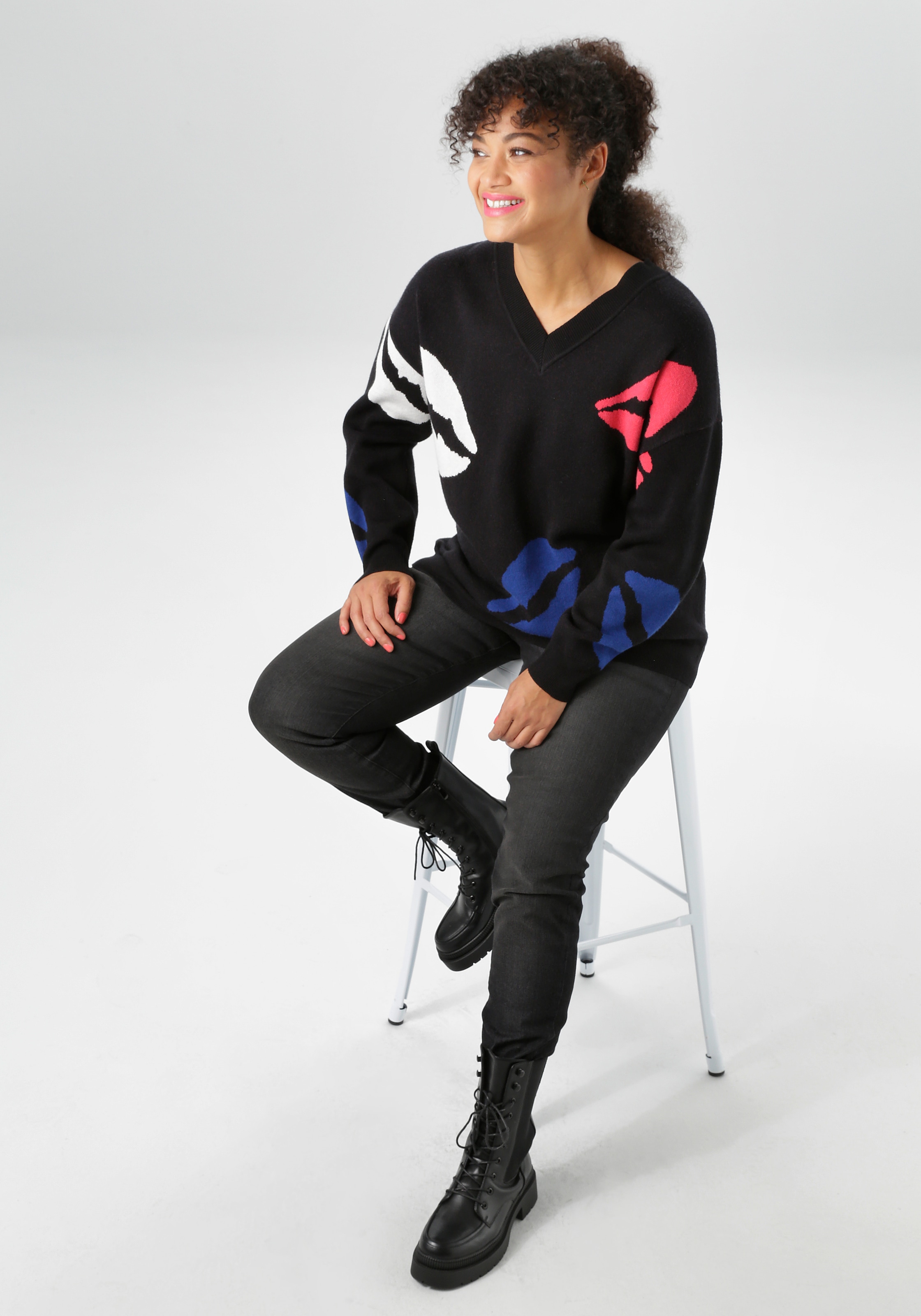 Aniston PLUS Strickpullover, mit eingestrickten farbigen Kussmündern - NEUE KOLLEKTION