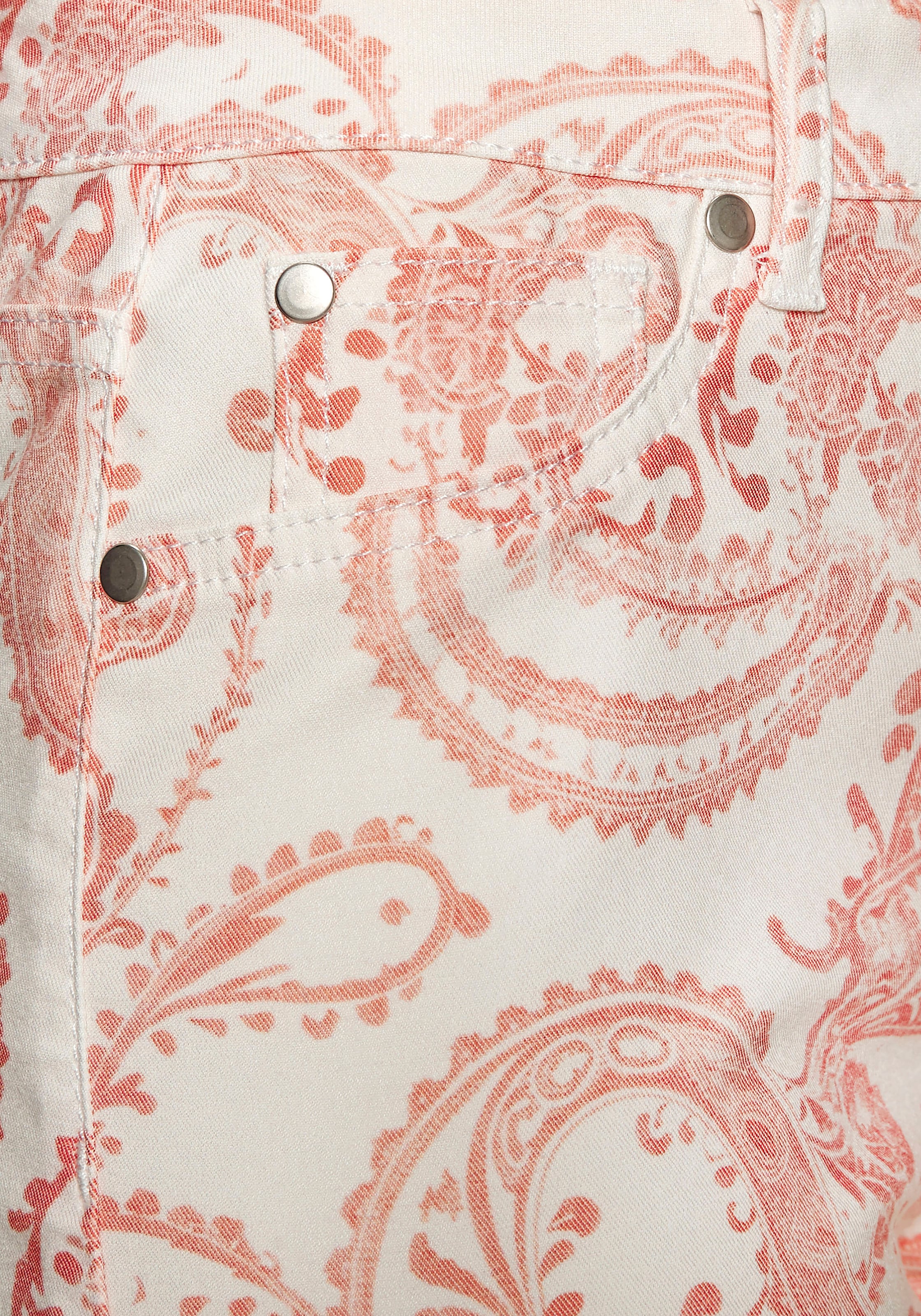 LASCANA Jeansshorts, mit Paisley-Print, Bermudas zum Krempeln, kurze Hose mit Stretch