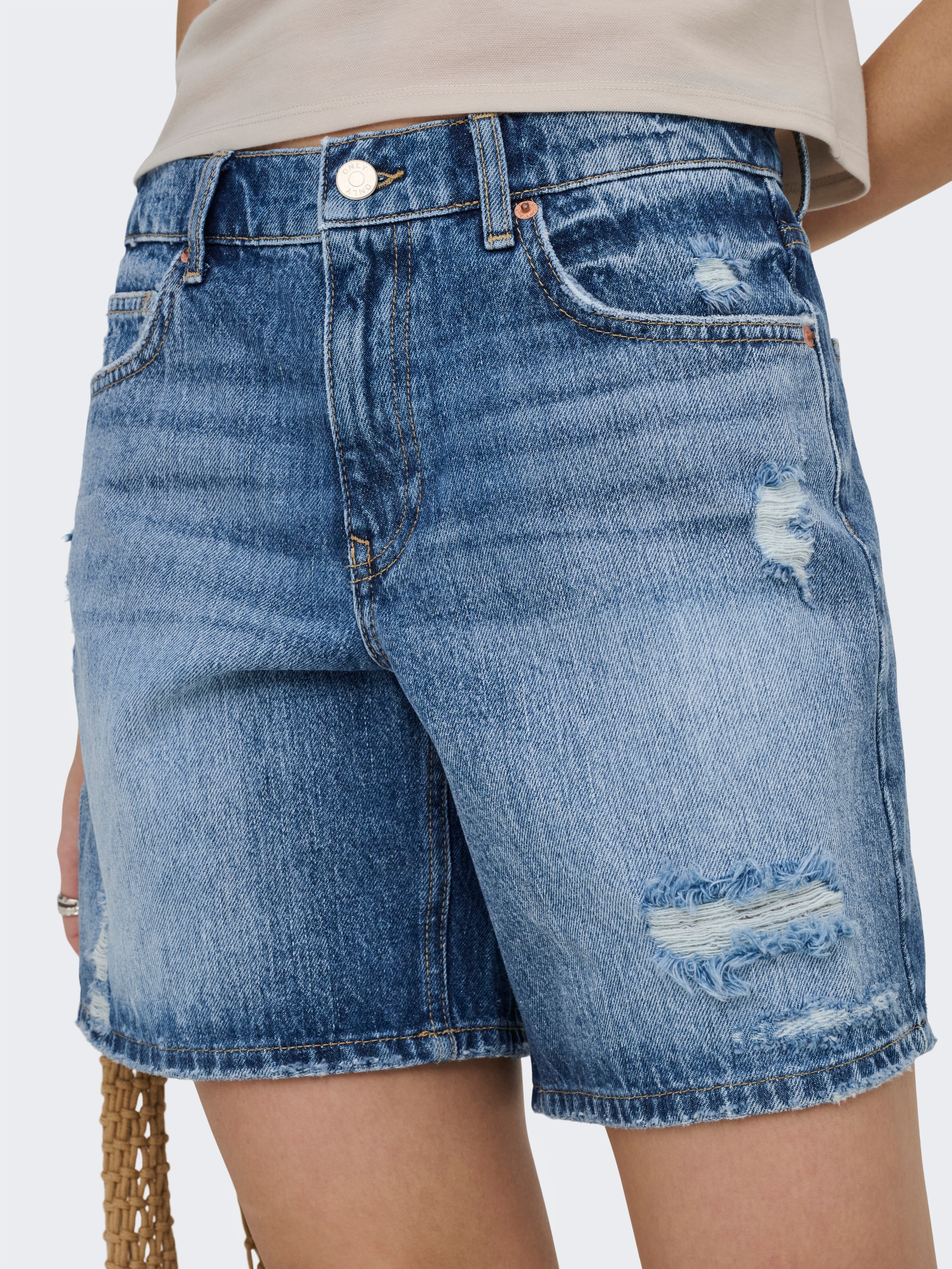 ONLY Jeansshorts "ONLMILTON MW DESTROY SHORT DNM" Baumwolle, Regular Waist, günstig online kaufen