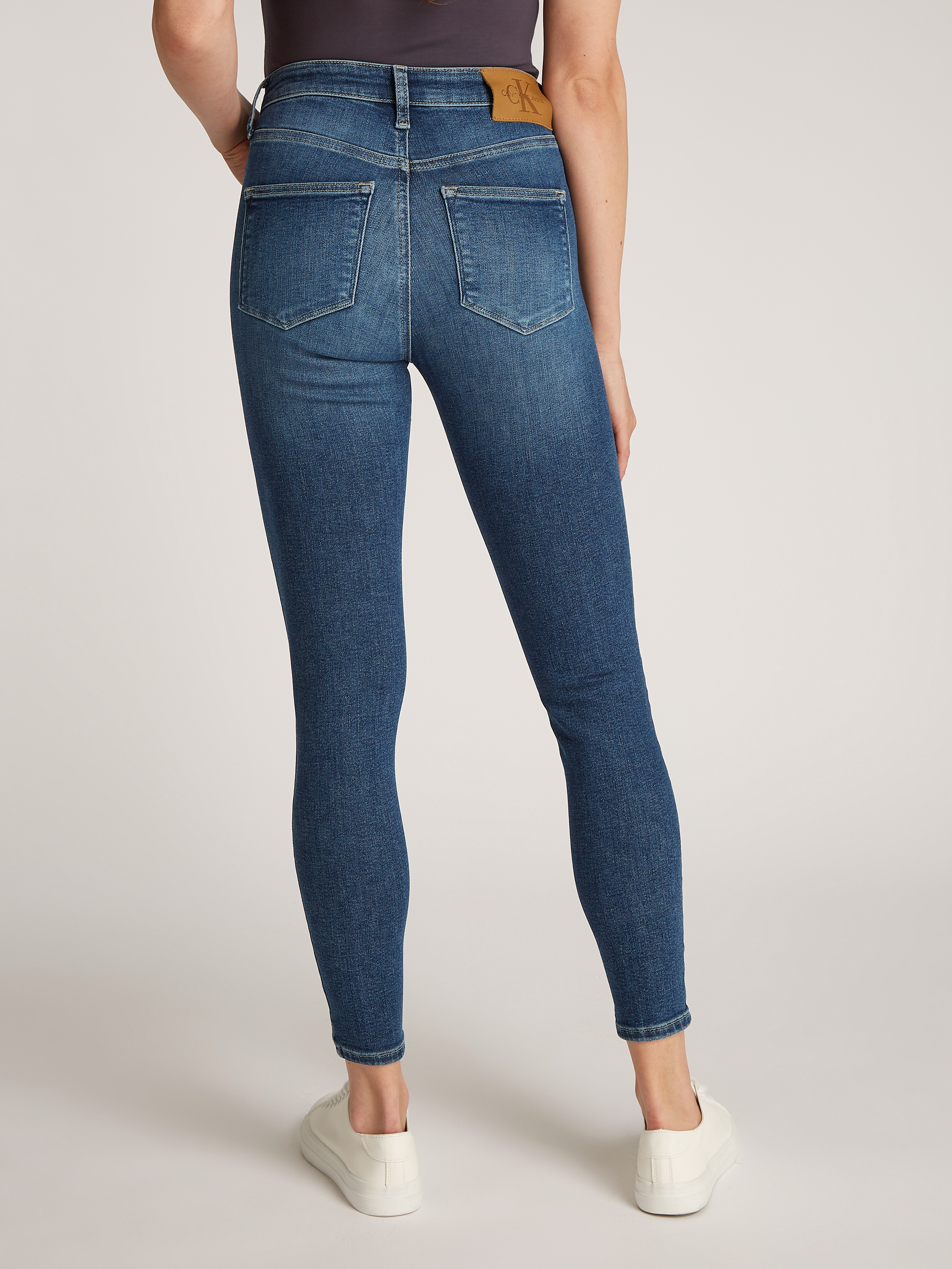 Calvin Klein Jeans Skinny-fit-Jeans »HIGH RISE SUPER SKINNY ANKLE«, mit Stoned wash Optik, mit Coinpocket