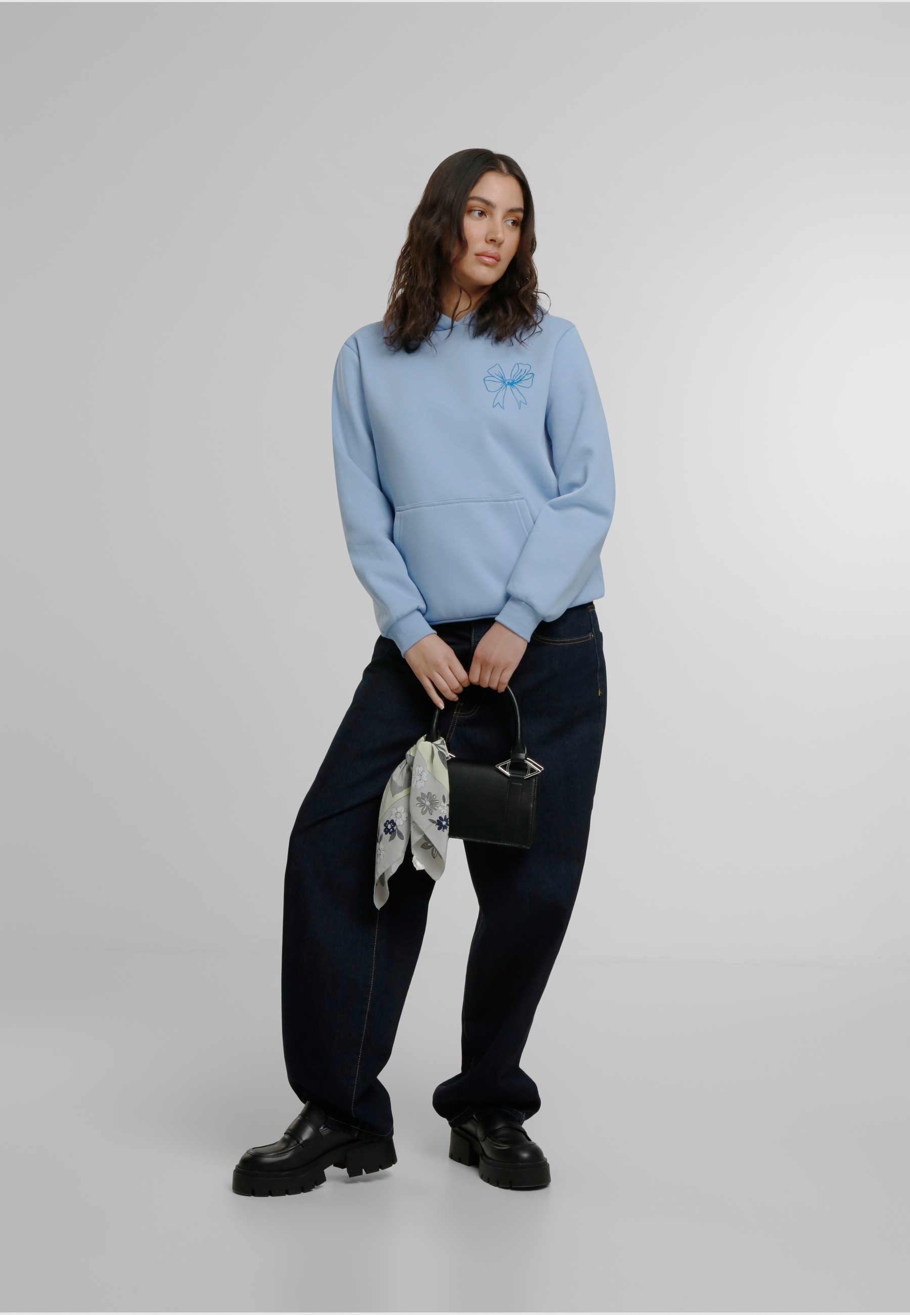 Miss Tee Kapuzenpullover »Miss Tee Good Vibes Bow Ladies Fluffy Hoody«, (1 tlg.)