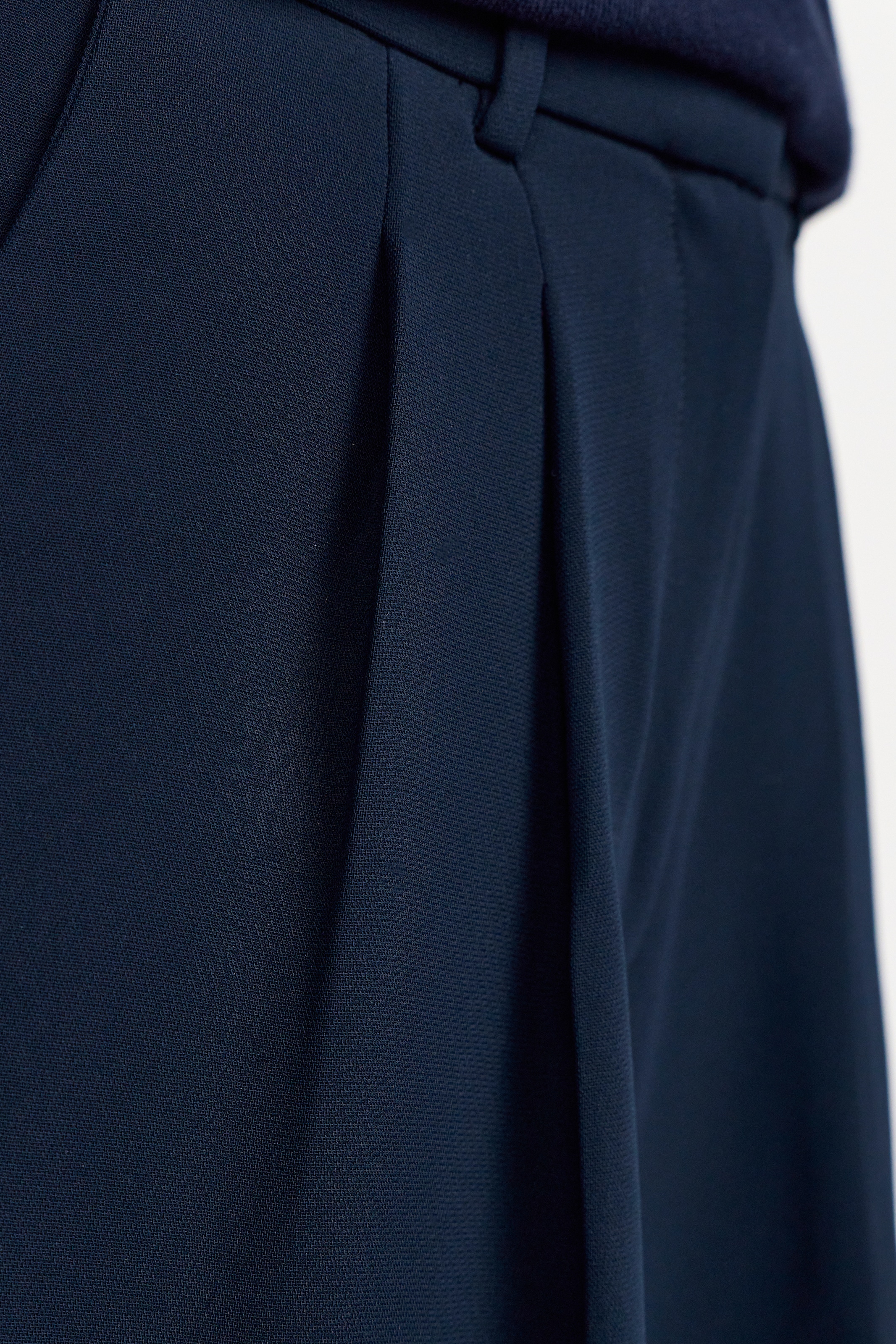 RICHROYAL Bügelfaltenhose, Mit Markenlabel über der Tasche