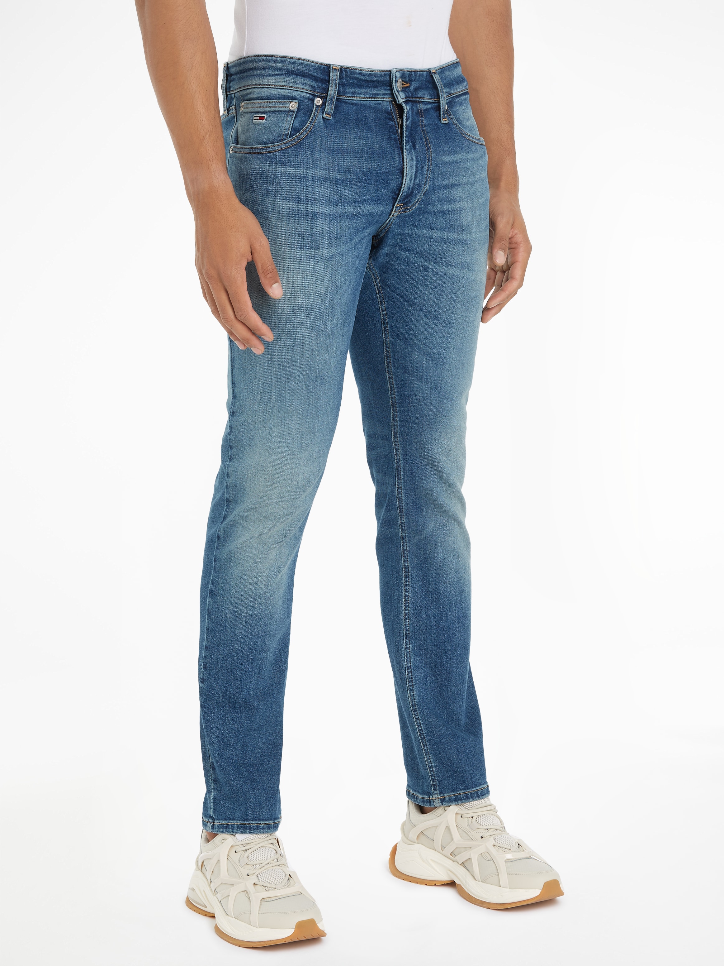 Tommy Jeans Slim-fit-Jeans »SCANTON SLIM«, mit Logoprägung