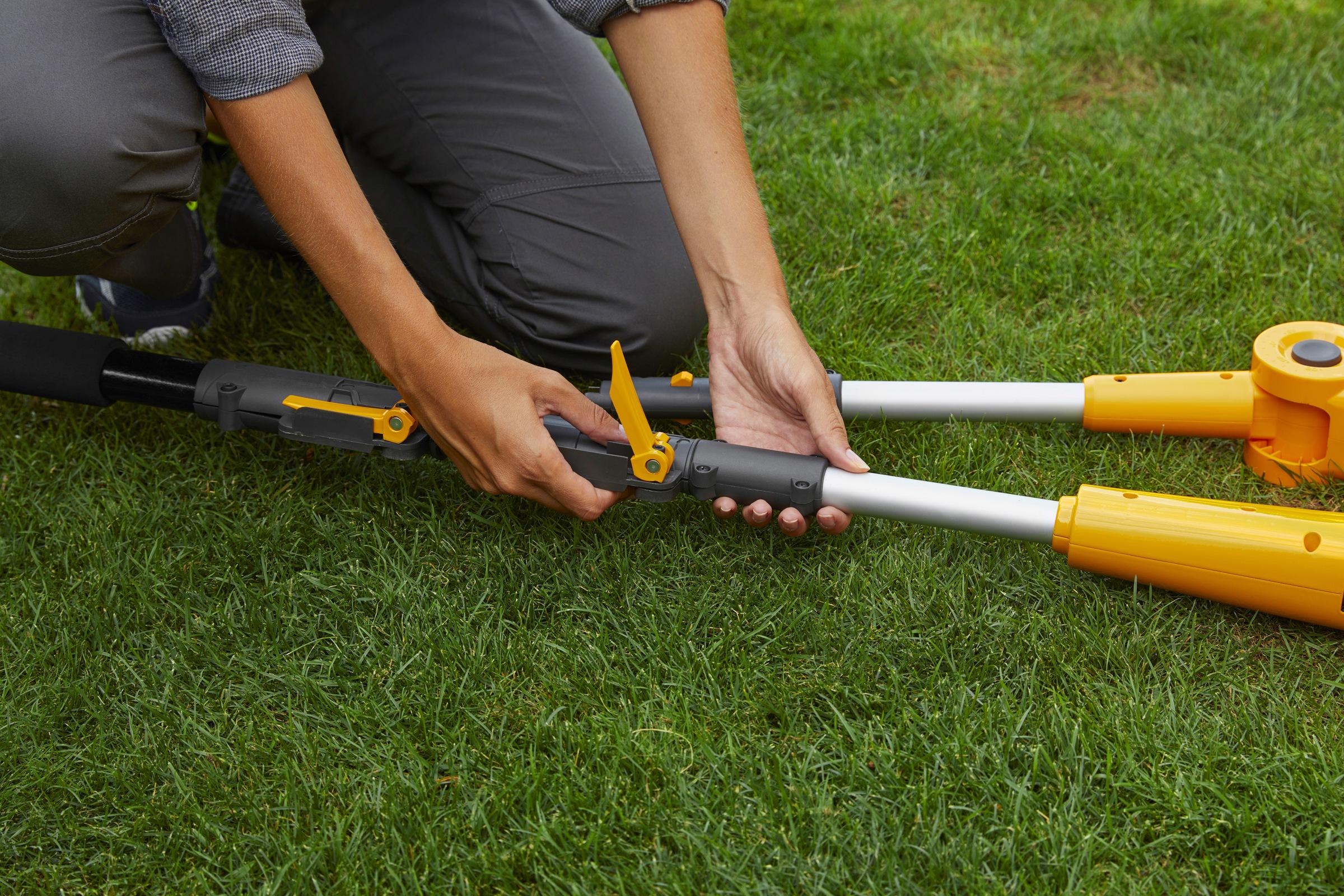 STIGA GARDEN Garten-Multifunktionsgerät »MT 100e«, (Spar-Set), Heckenschere und Kettensäge in einem, mit Akku 20V/4Ah und Ladegerät