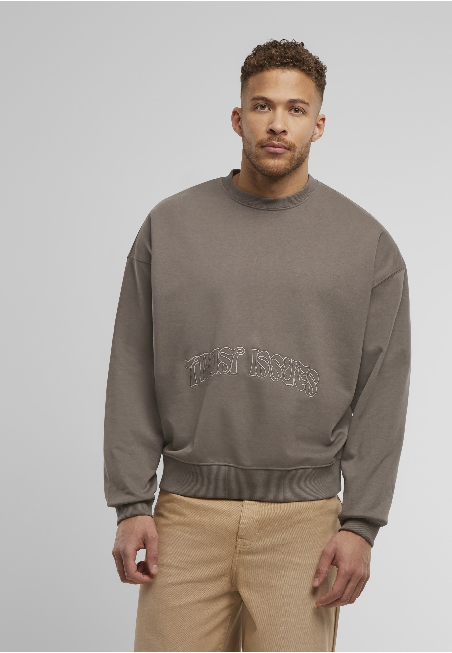 Thumbnail - DEF Sweater "DEF DEF Trust Issues Pullover", 1 Stk.