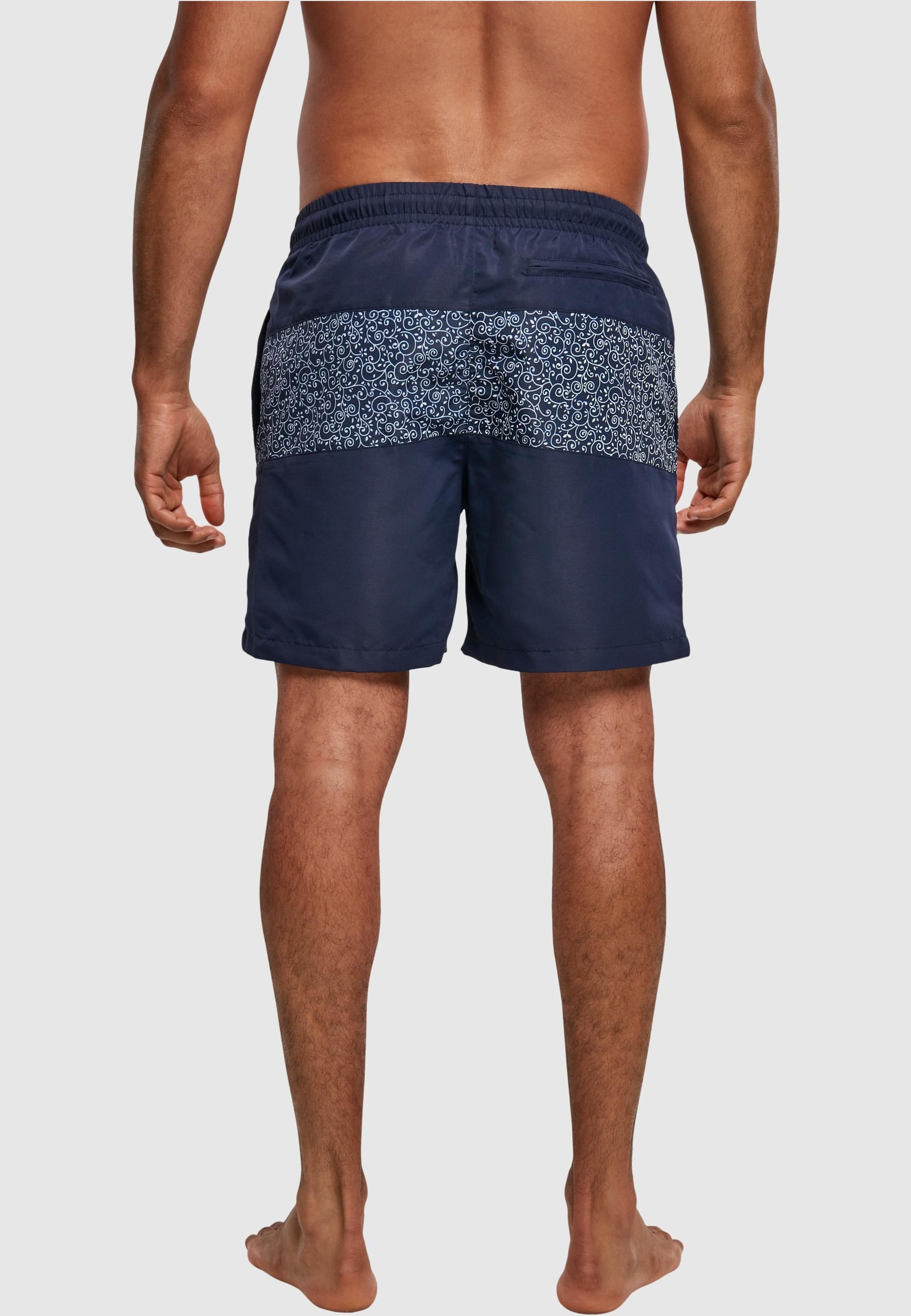 URBAN CLASSICS Badeshorts »Urban Classics Herren Mid Block Pattern Swim Shorts«